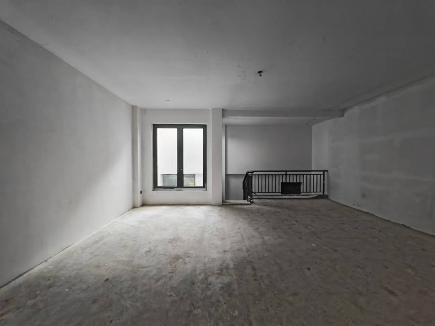 山水壹号 4室2厅4卫 354.93m²