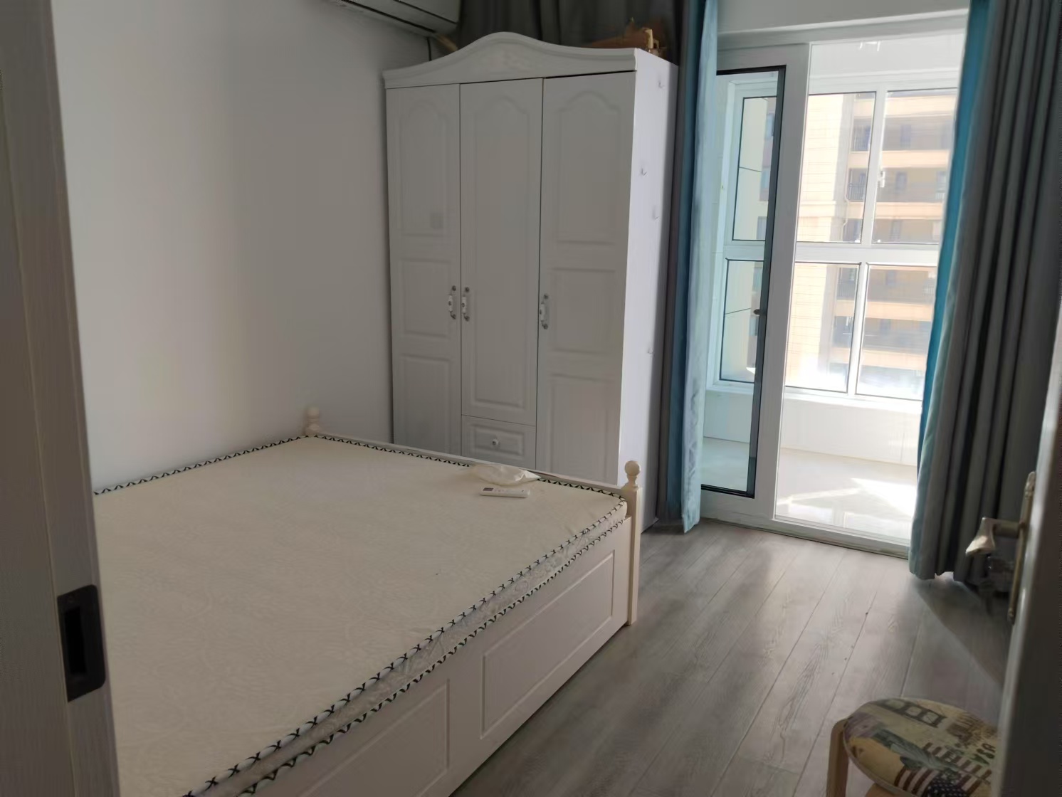 世茂新界 3室2厅2卫 123m&sup2;