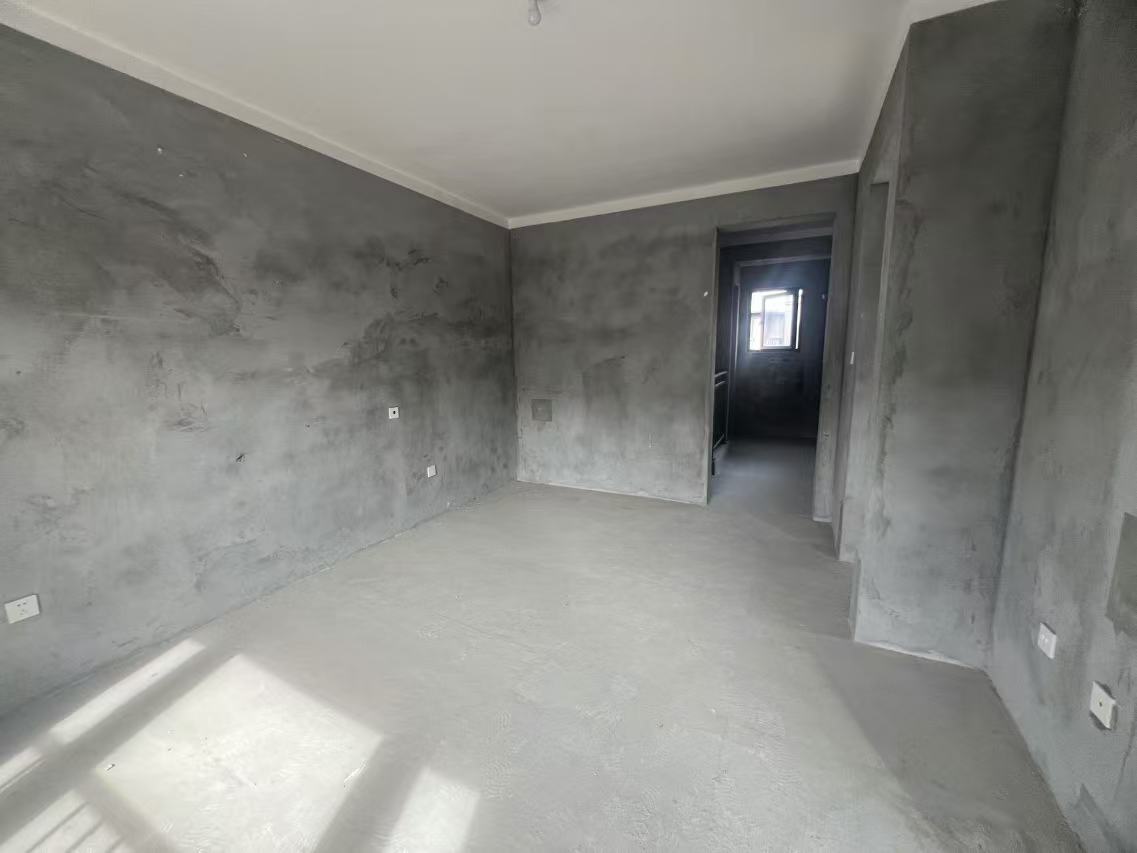 湖山源著 5室2厅2卫 220m²