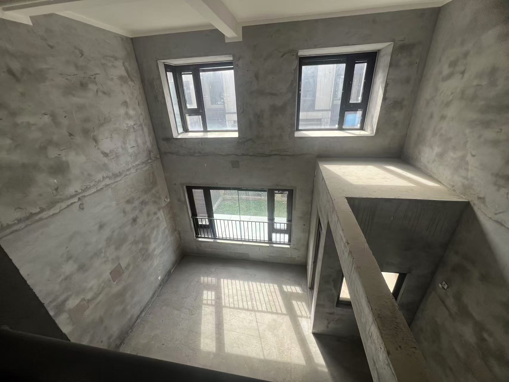 湖山源著 5室2厅2卫 220m²