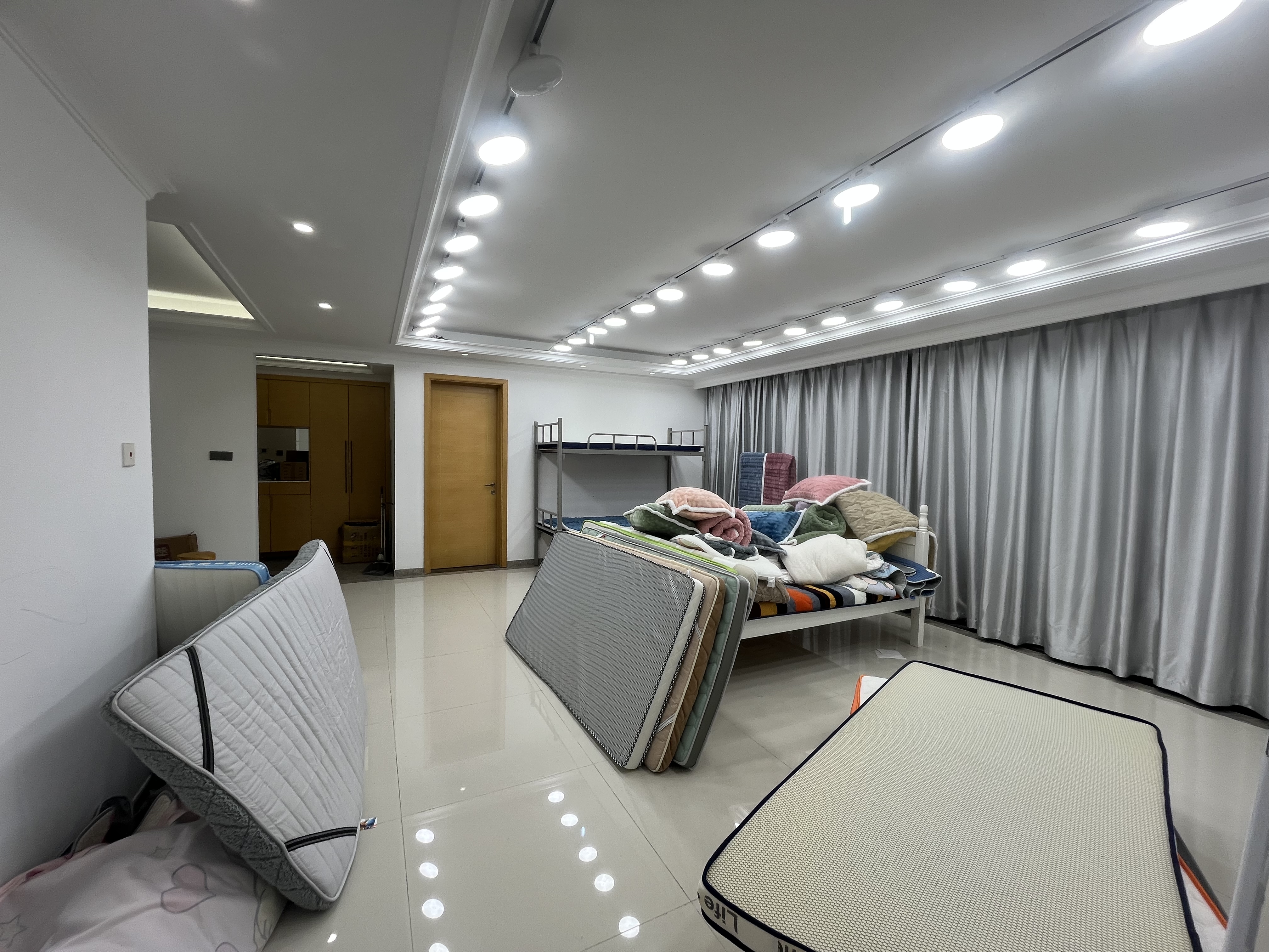 富力院士廷 4室2厅2卫 170m²