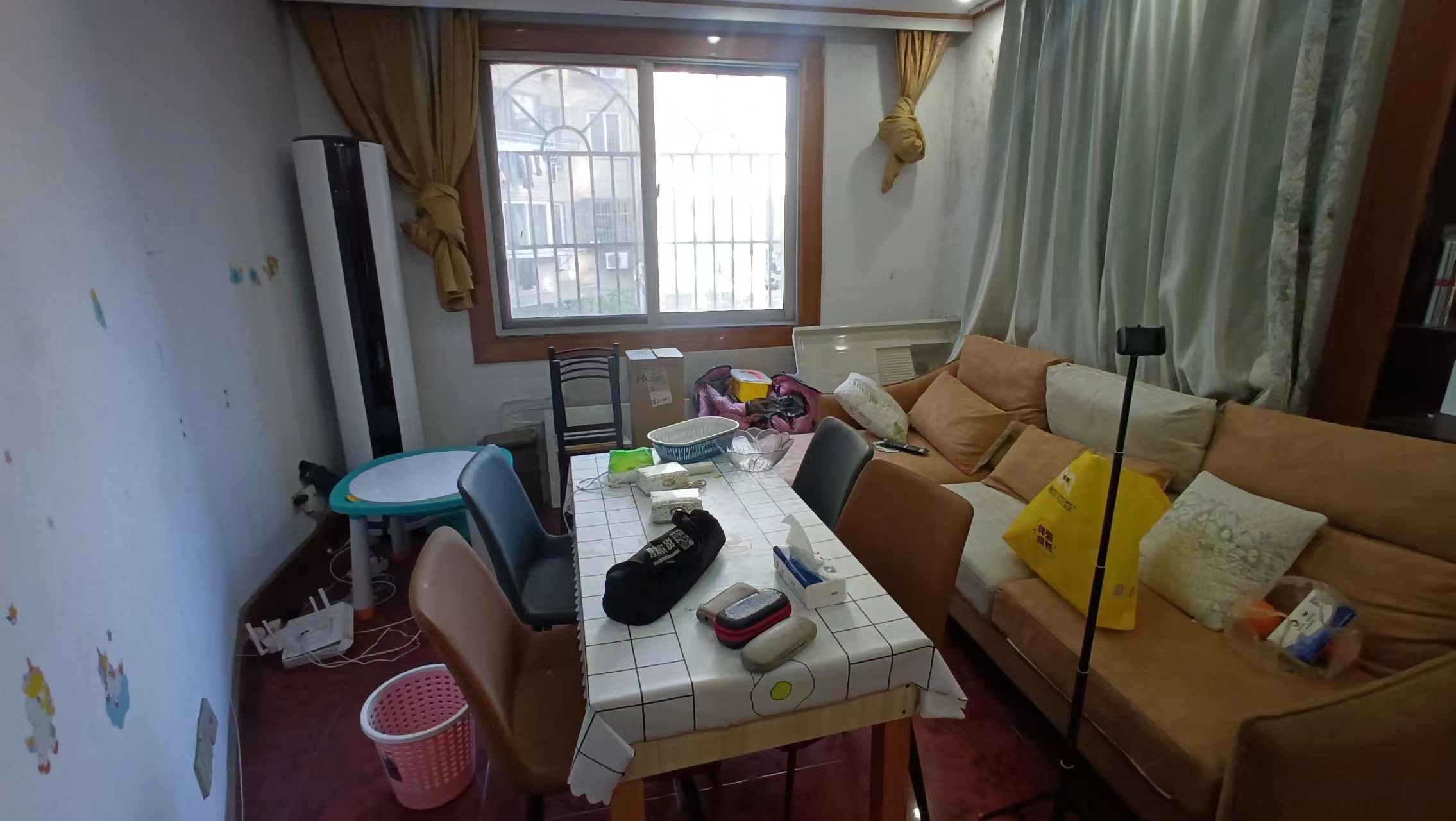 虹桥东村 2室2厅1卫 66.03m²