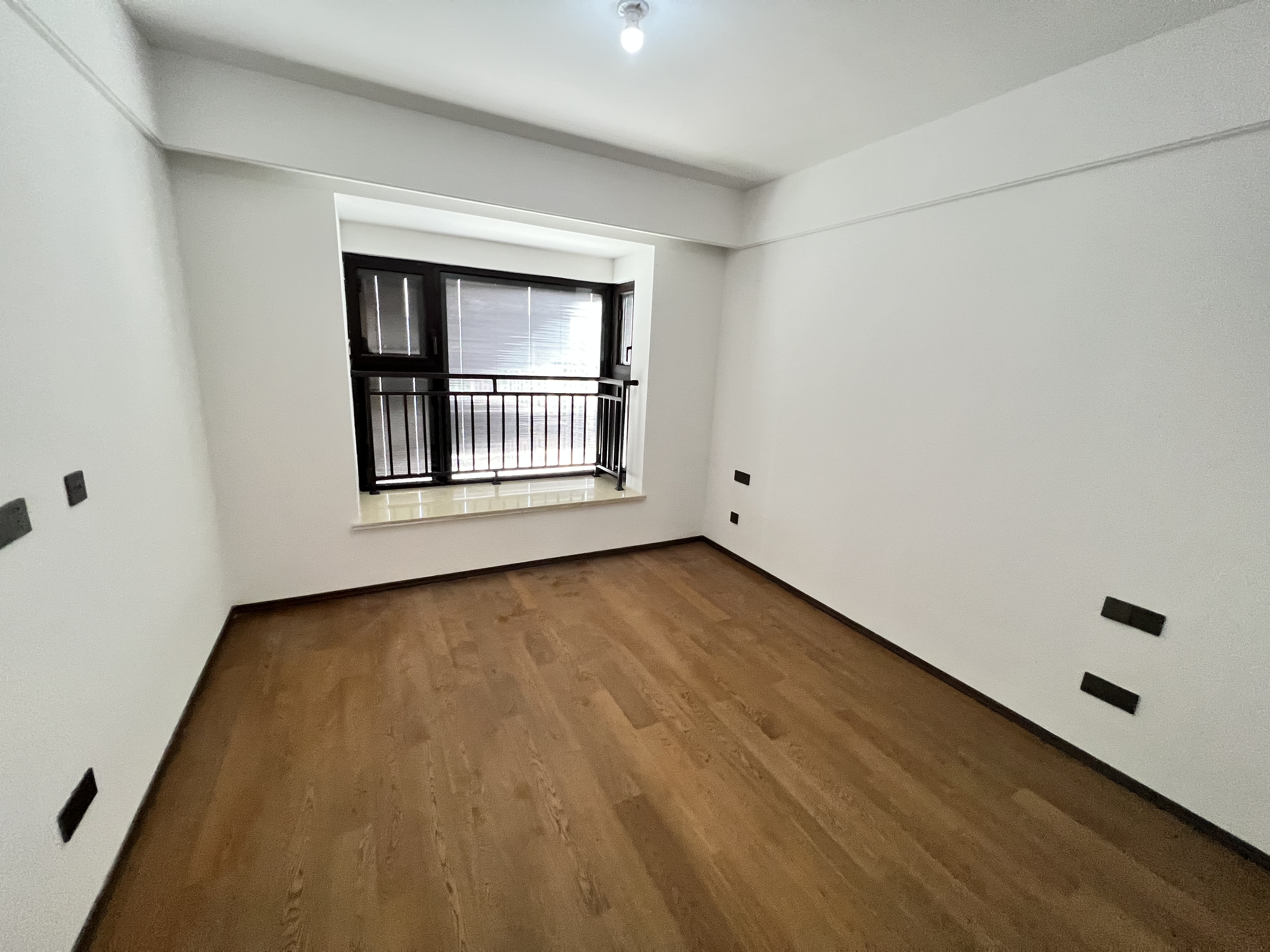 春风南岸东园 3室2厅2卫 122m&sup2;