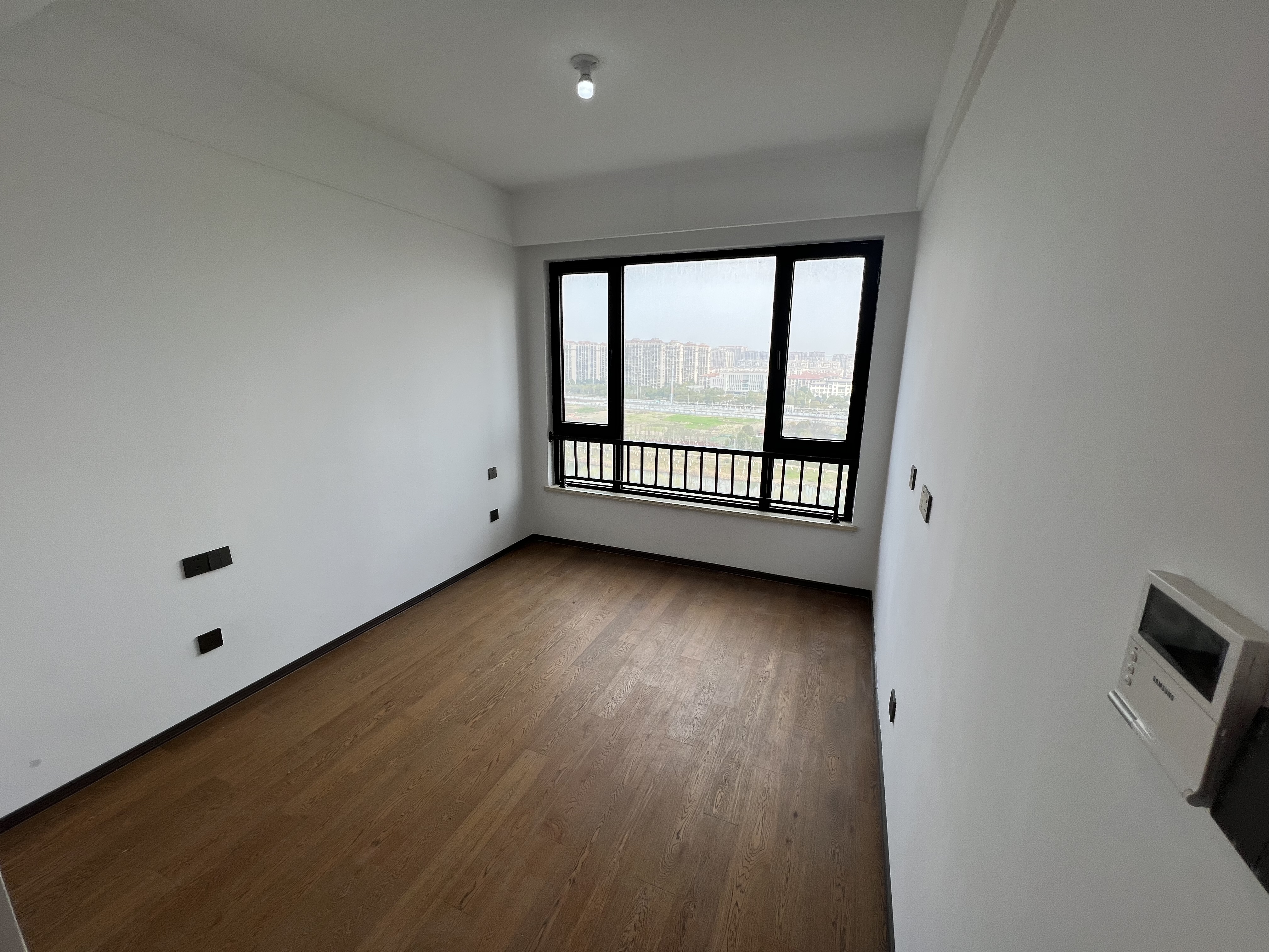 春风南岸东园 3室2厅2卫 122m&sup2;