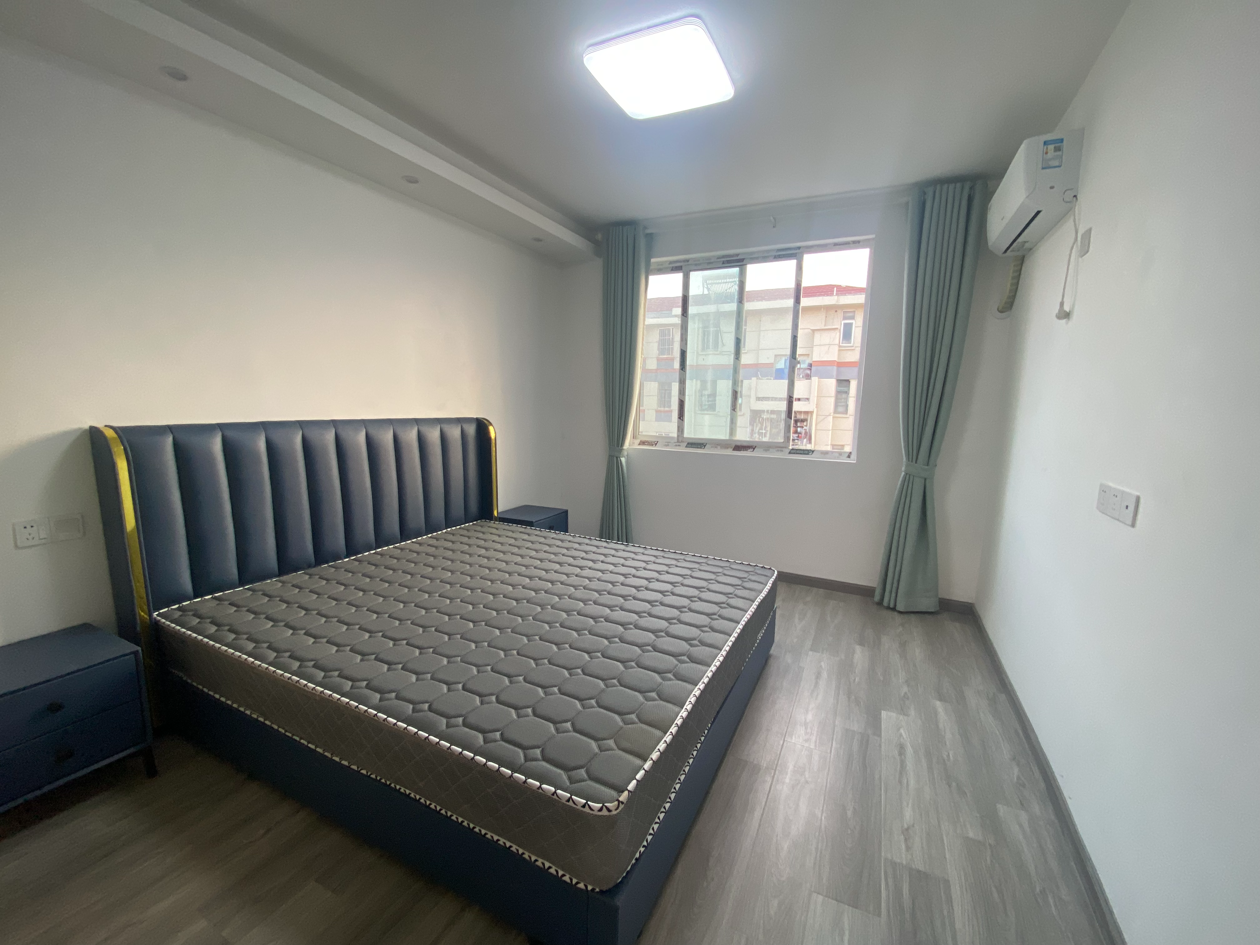 易家桥新村 3室1厅1卫 71m&sup2;