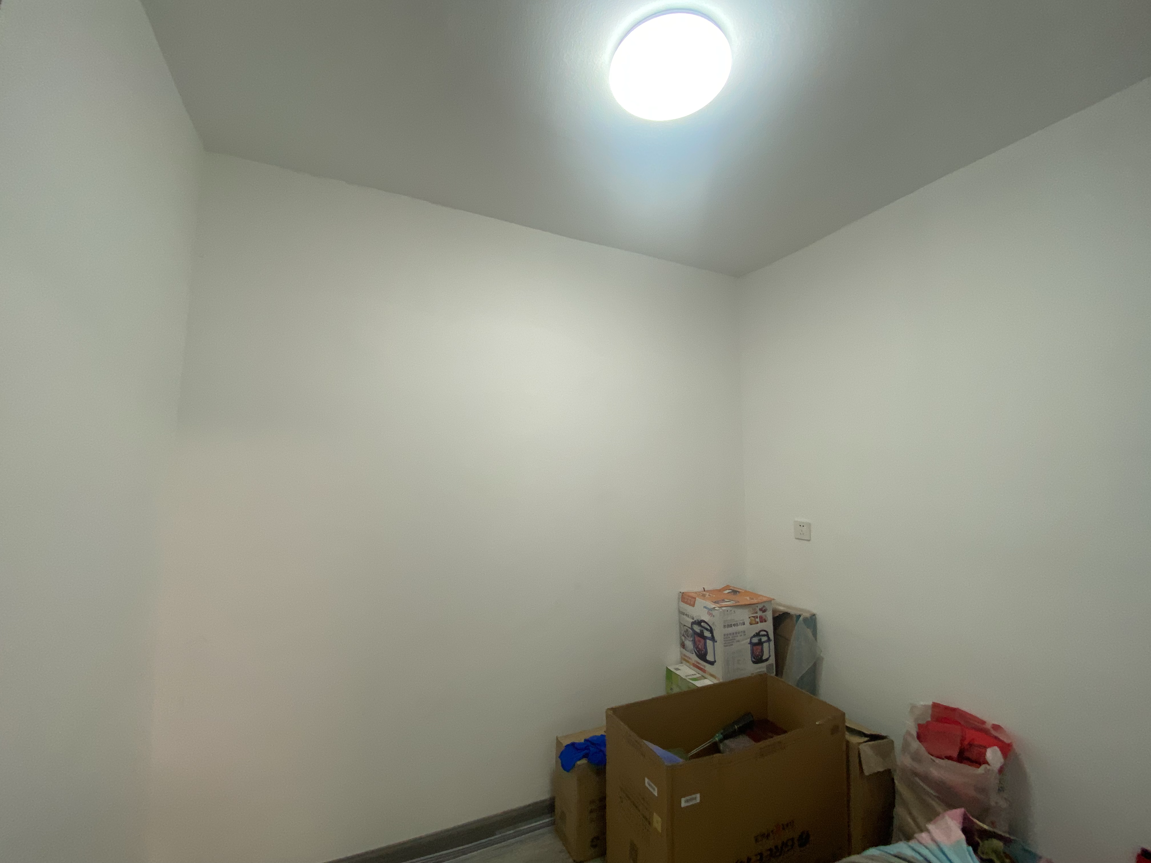 易家桥新村 3室1厅1卫 71m&sup2;