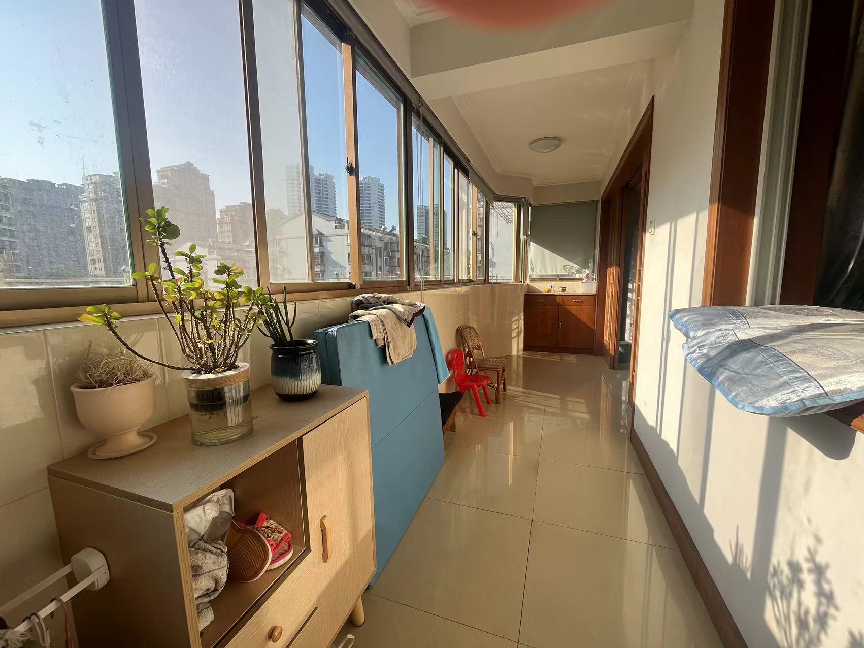 天都花苑 3室2厅1卫 134.94m&sup2;