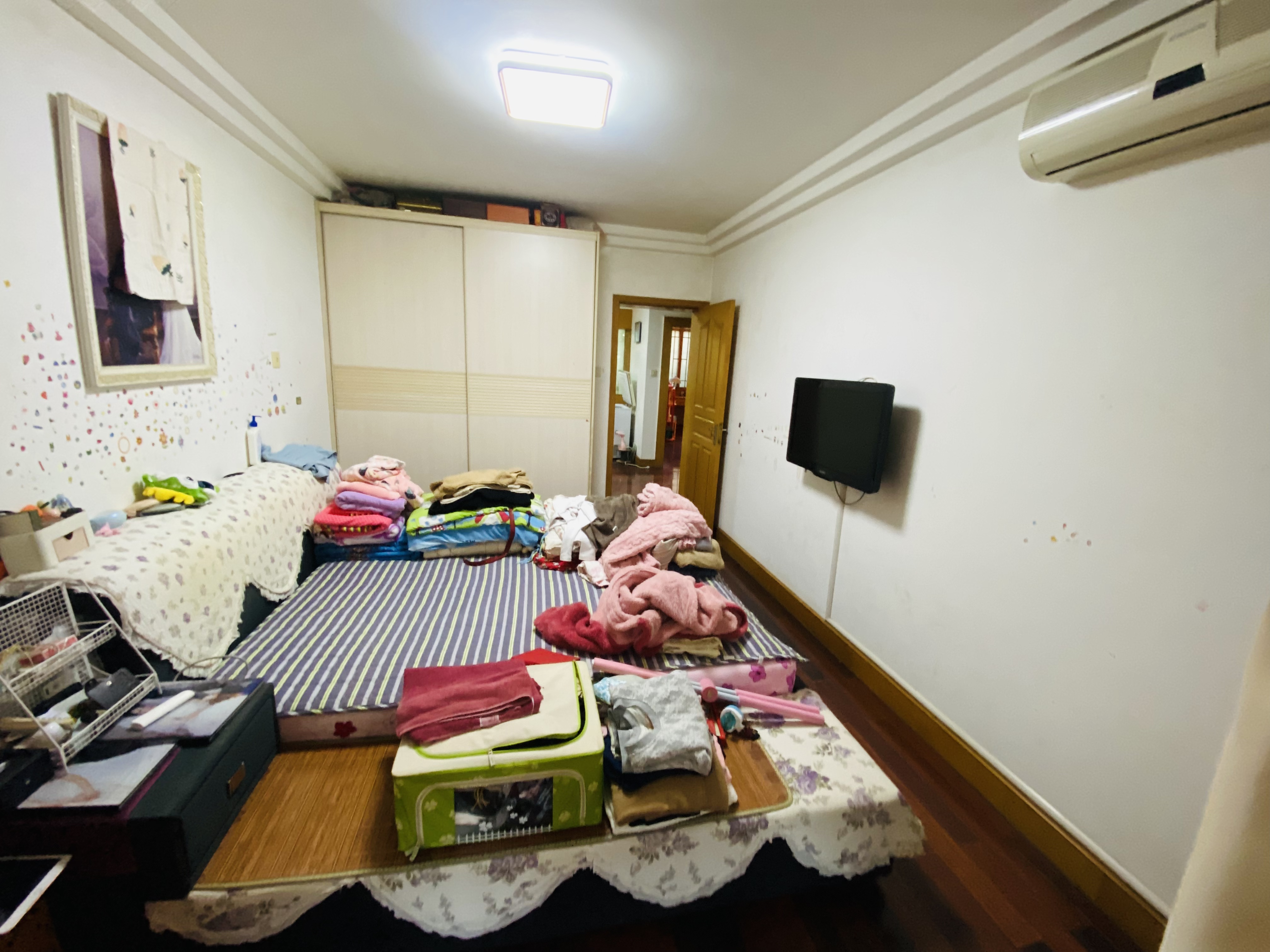 朝晖花园 3室2厅2卫 133.90m&sup2;