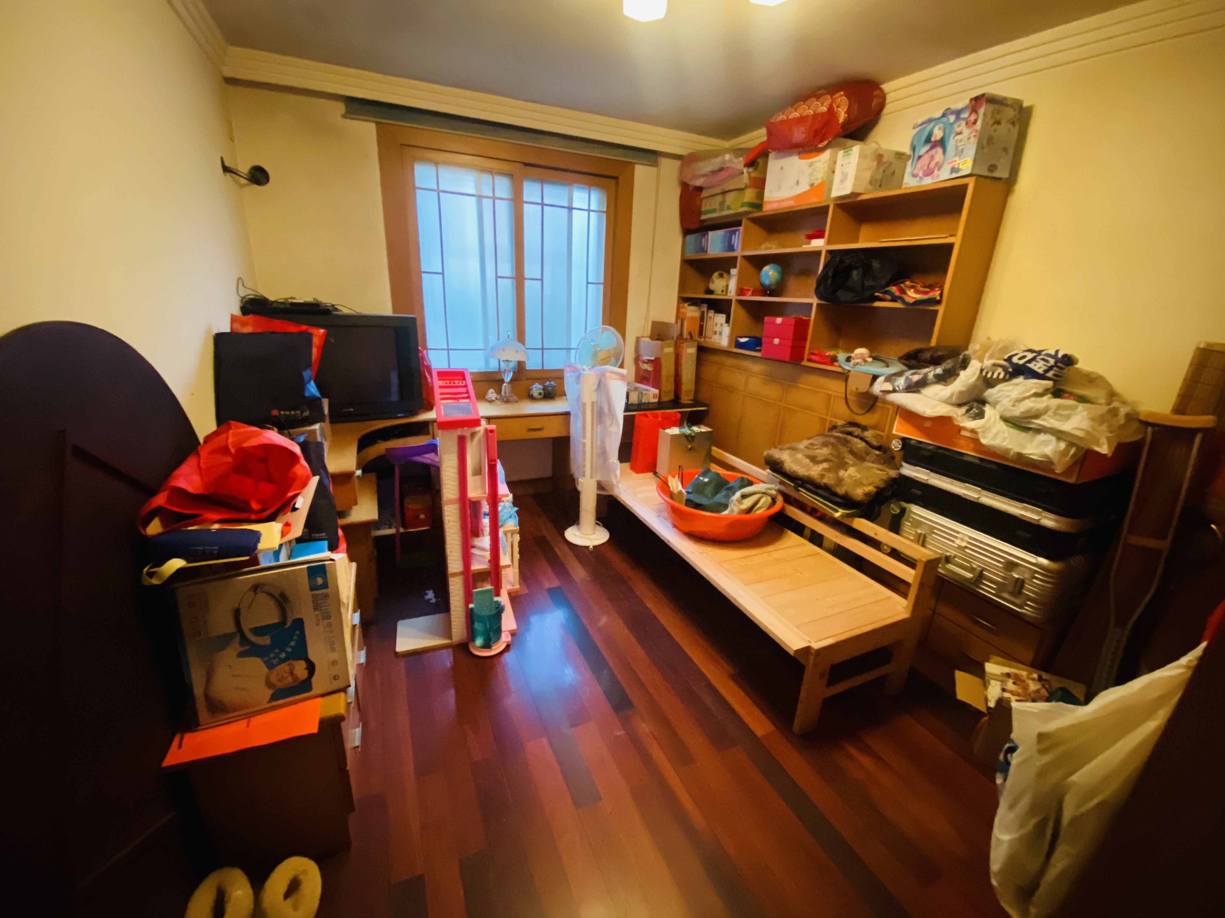 朝晖花园 3室2厅2卫 133.90m&sup2;