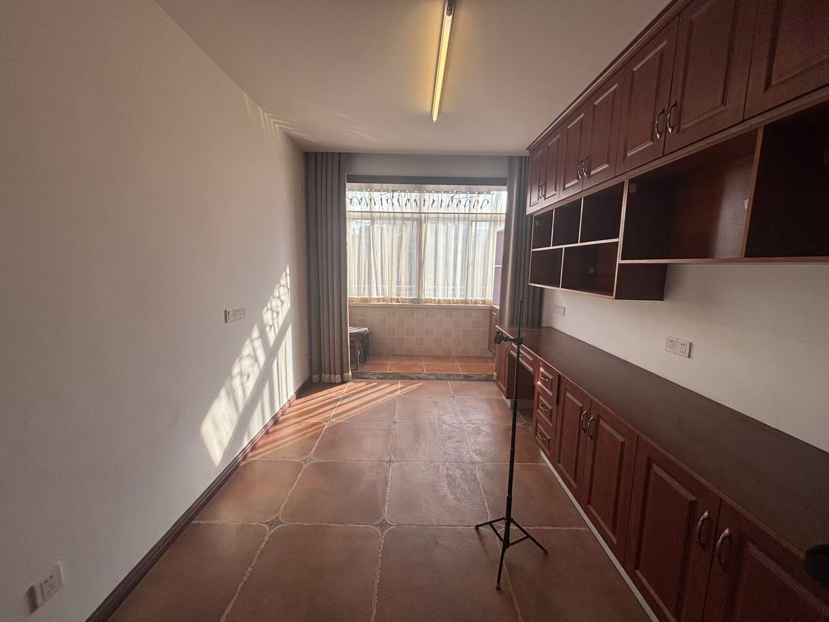 青年路新村 1室1厅1卫 53.53m²