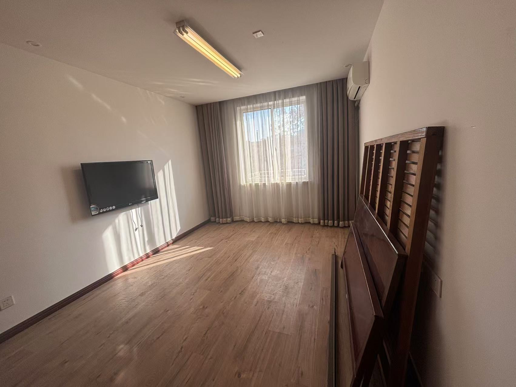 青年路新村 1室1厅1卫 53.53m²