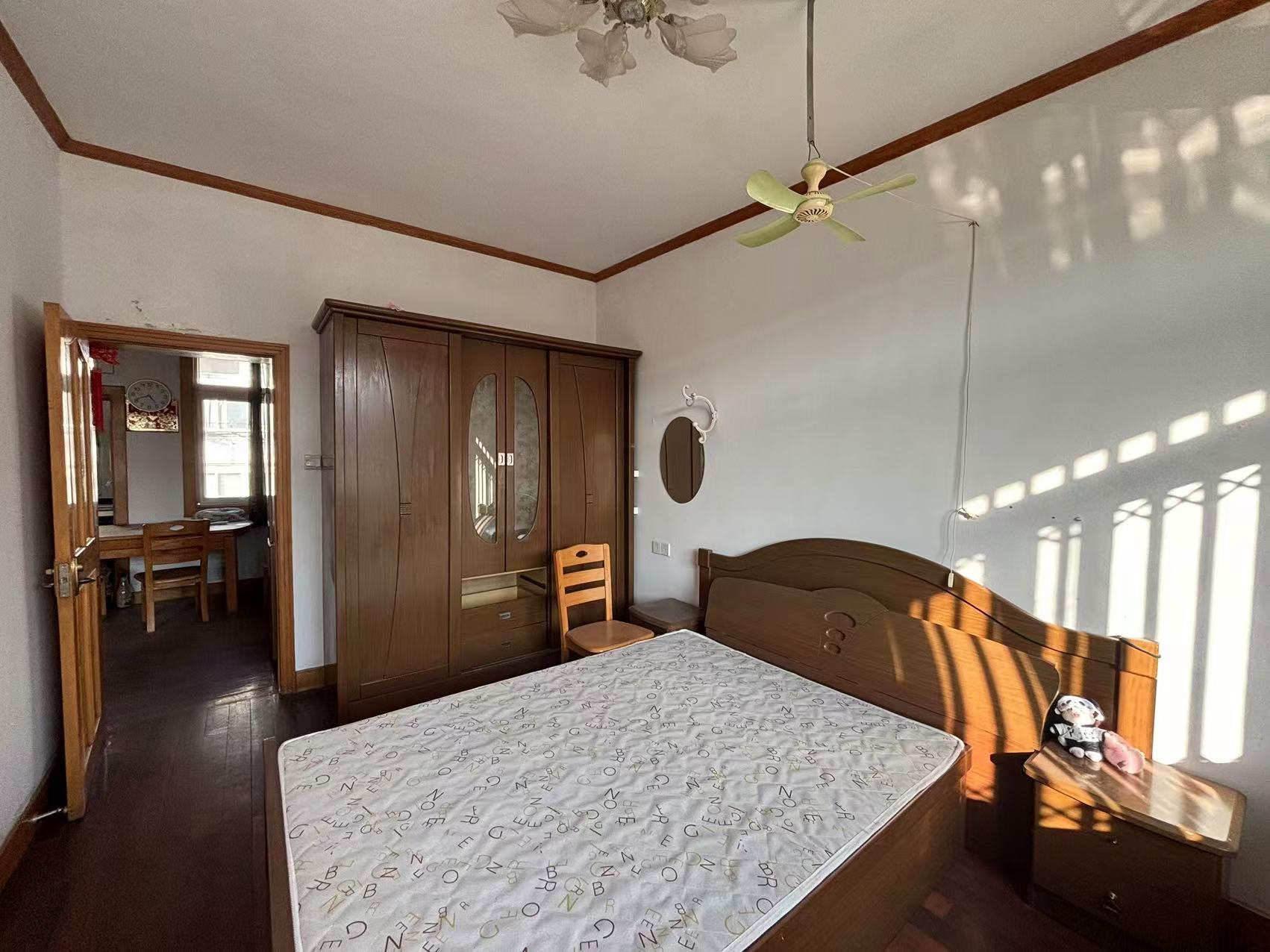 光明新村 2室1厅1卫 63.56m&sup2;