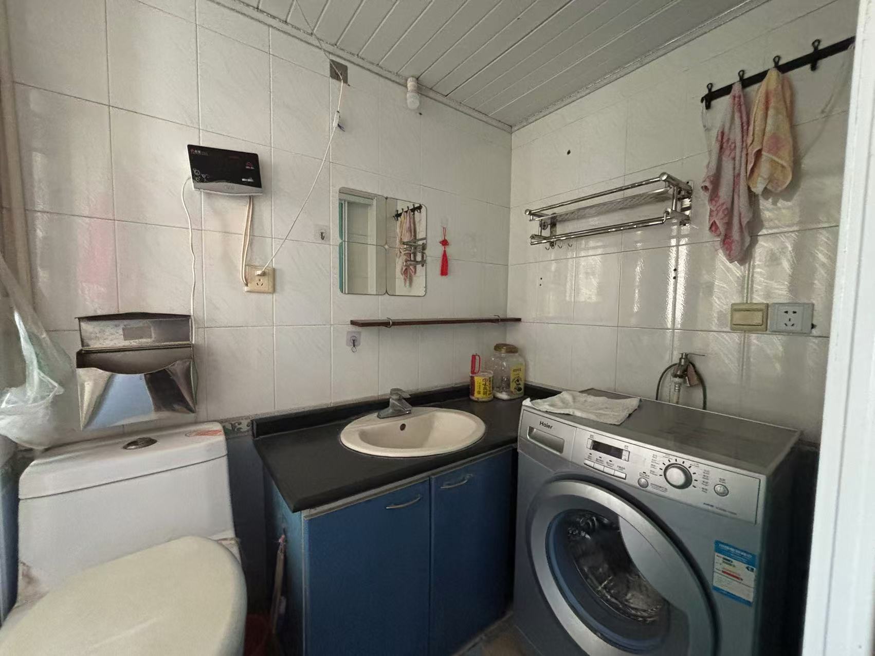 光明新村 2室1厅1卫 63.56m&sup2;