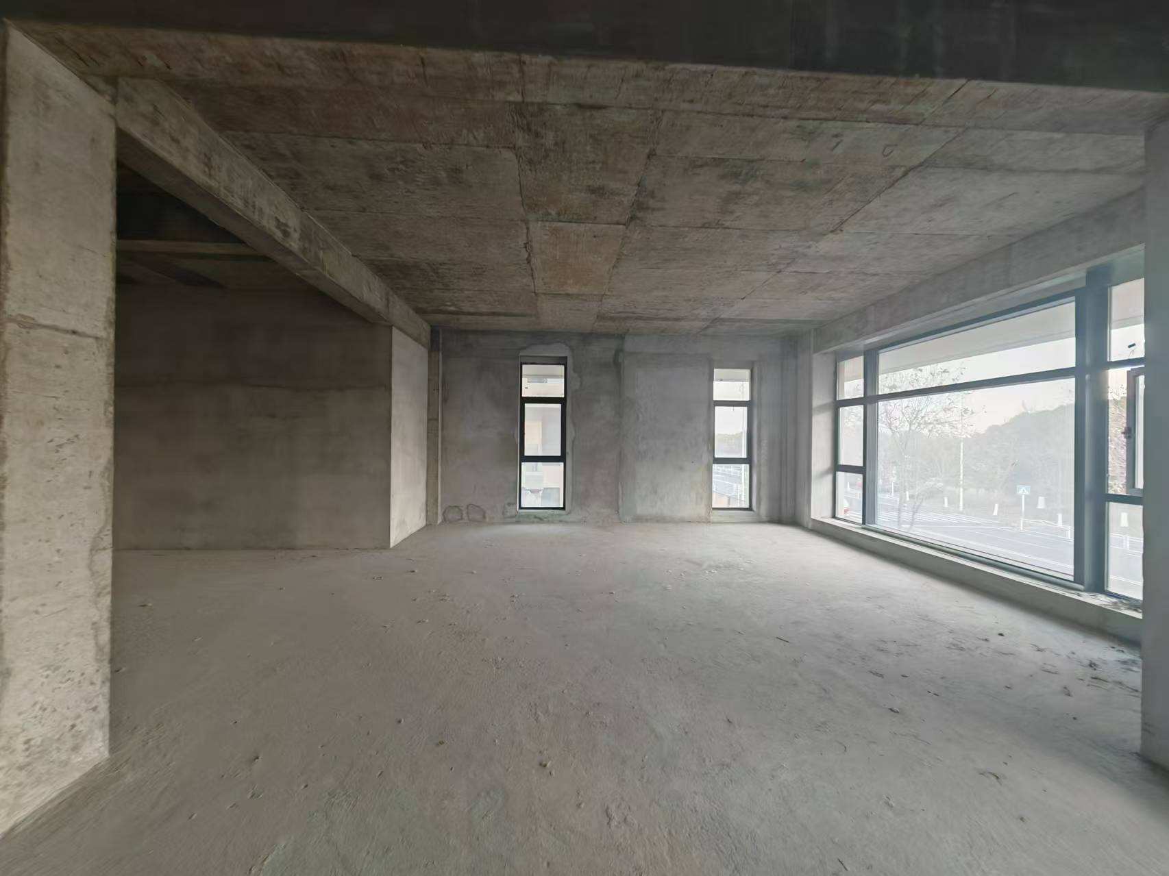 金地国际一期 6室2厅3卫 682.82m&sup2;
