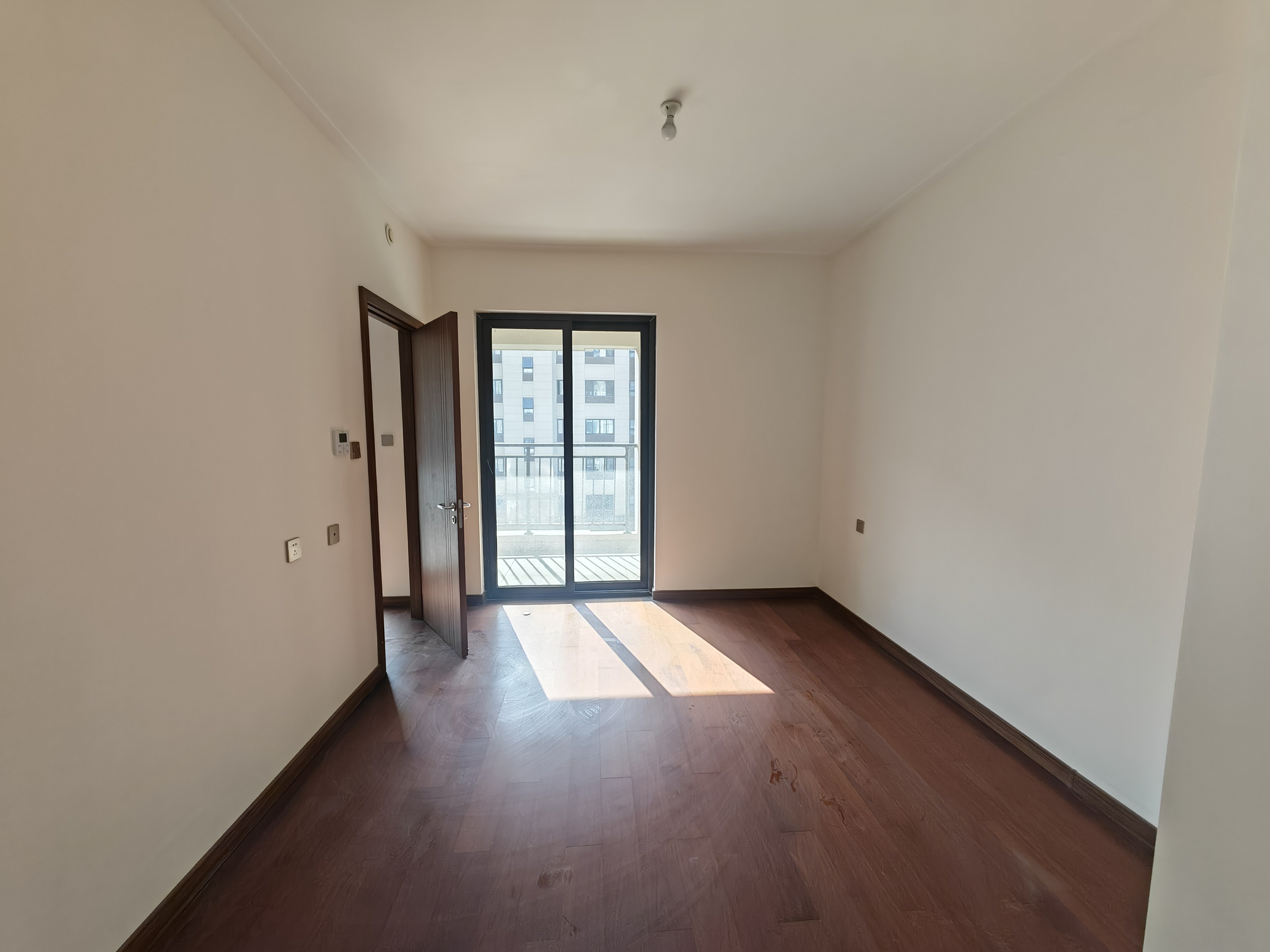 中南万科大都会 4室2厅2卫 160.00m&sup2;