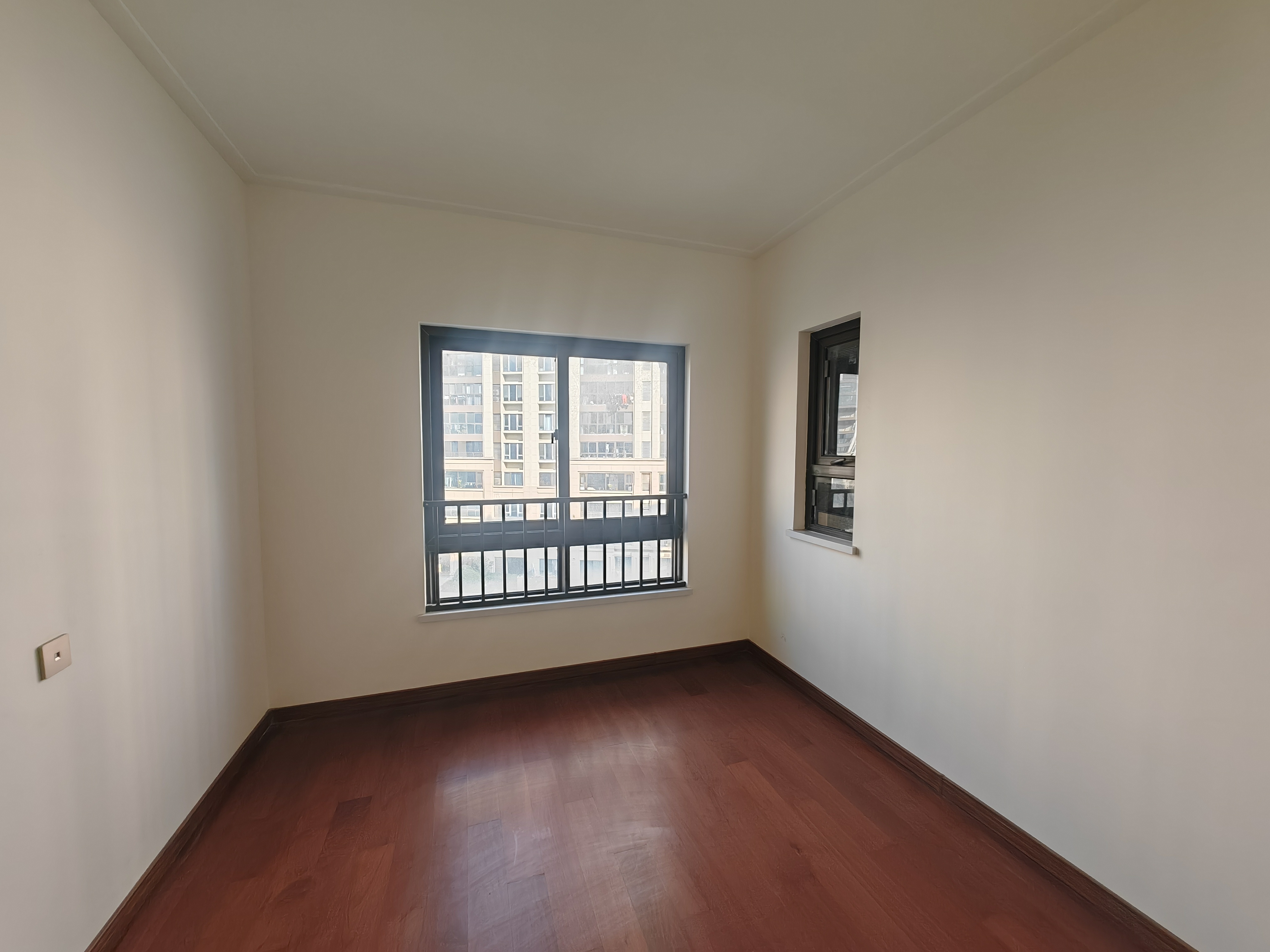 中南万科大都会 4室2厅2卫 160.00m&sup2;