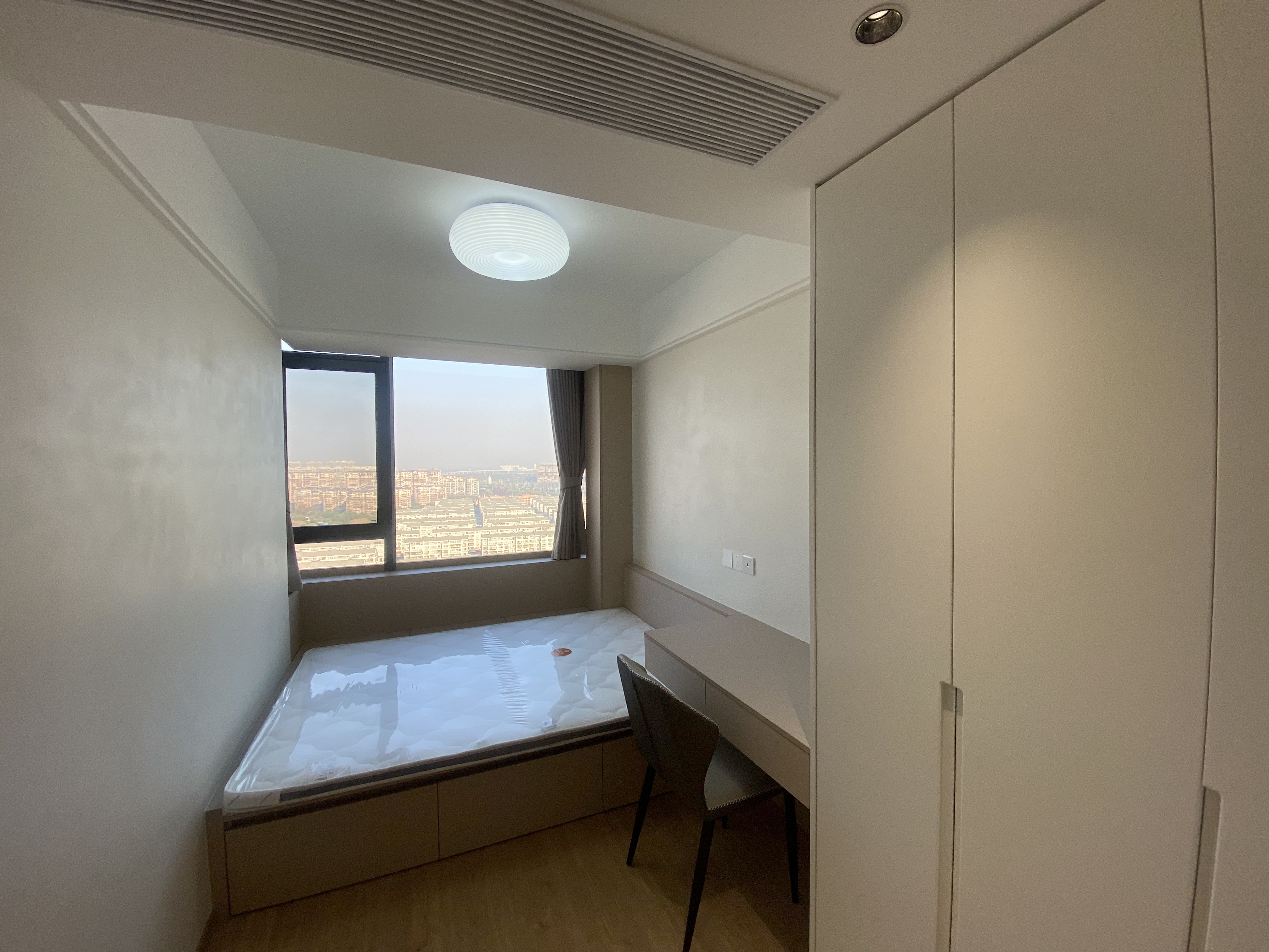 新城香溢紫郡 4室2厅2卫 141m&sup2;