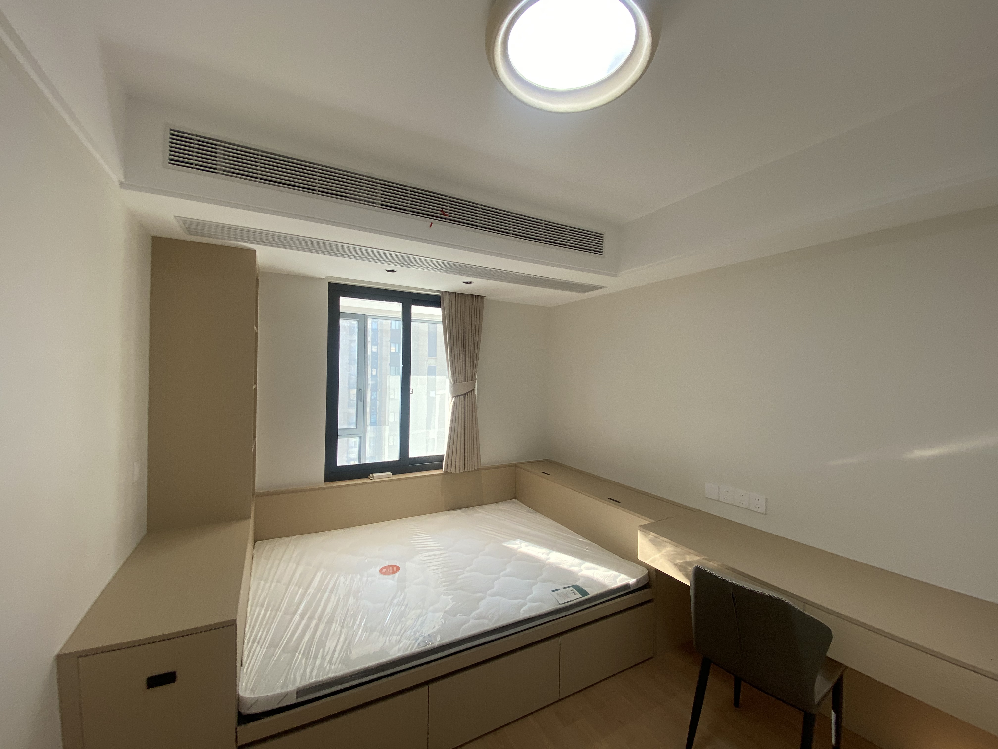 新城香溢紫郡 4室2厅2卫 141m&sup2;