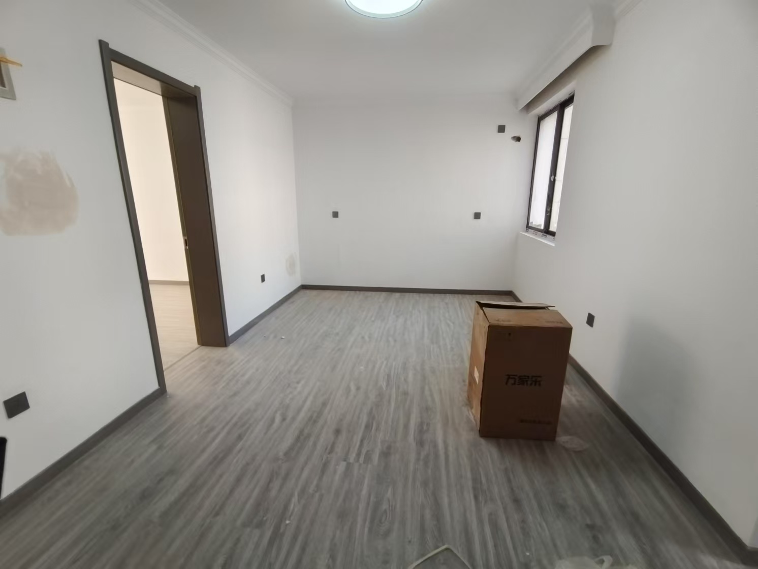 光明南村 1室1厅1卫 56.13m²