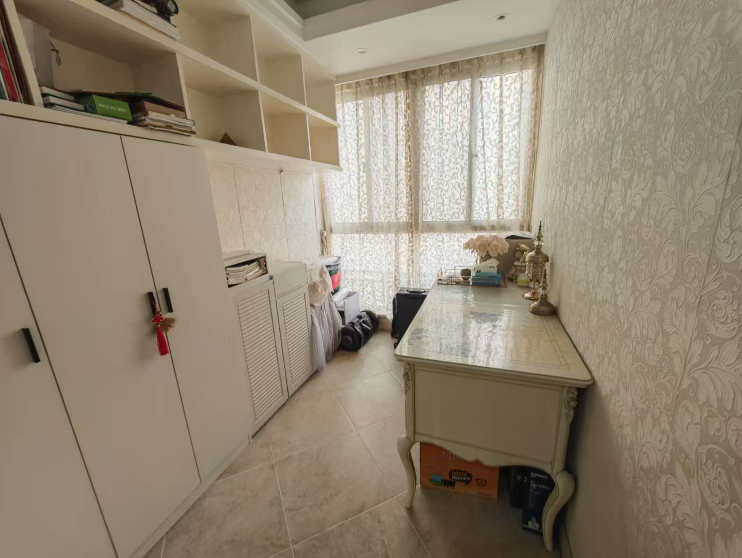 中南世纪花城一期 4室2厅2卫 154.93m²