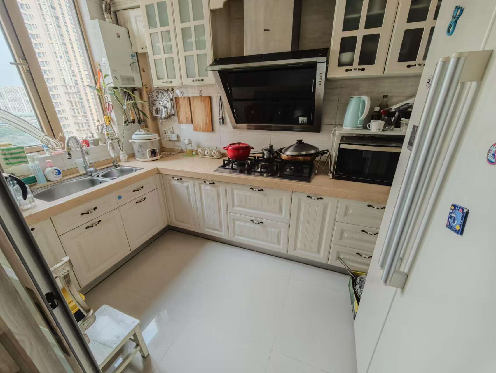 中南世纪花城一期 4室2厅2卫 154.93m²