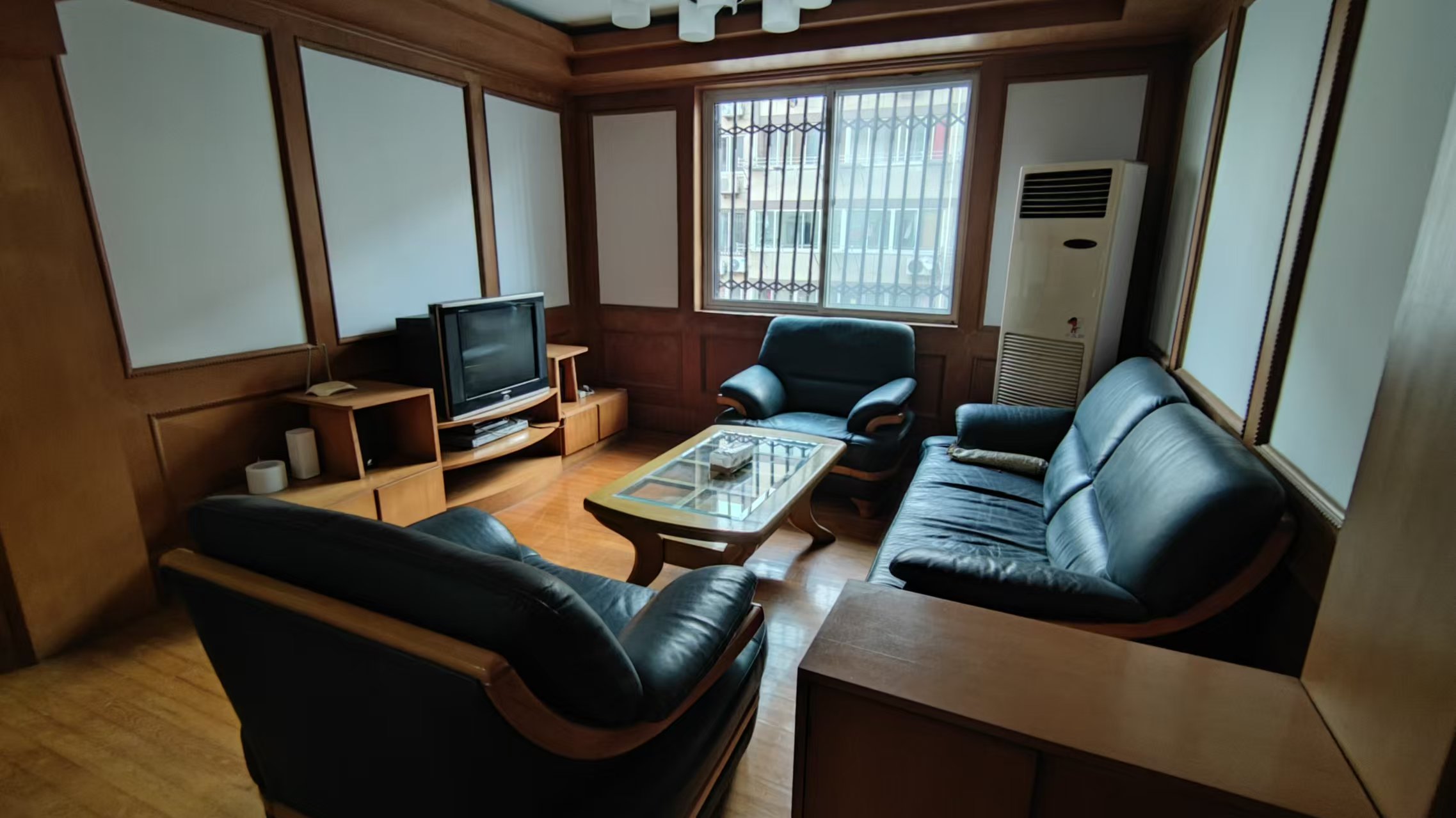 虹桥东村 3室2厅1卫 119.16m²