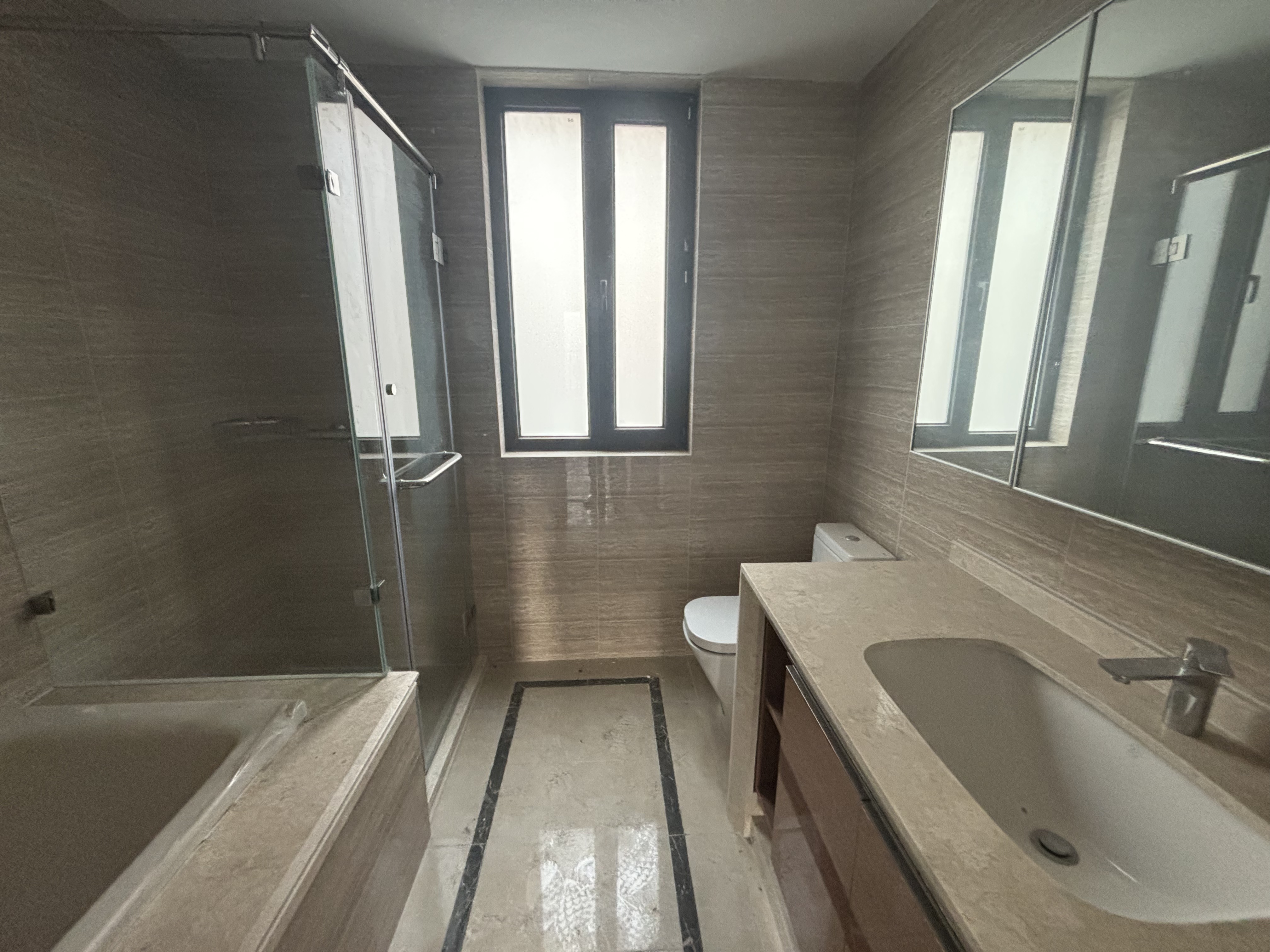 富力院士廷 4室2厅2卫 158m&sup2;