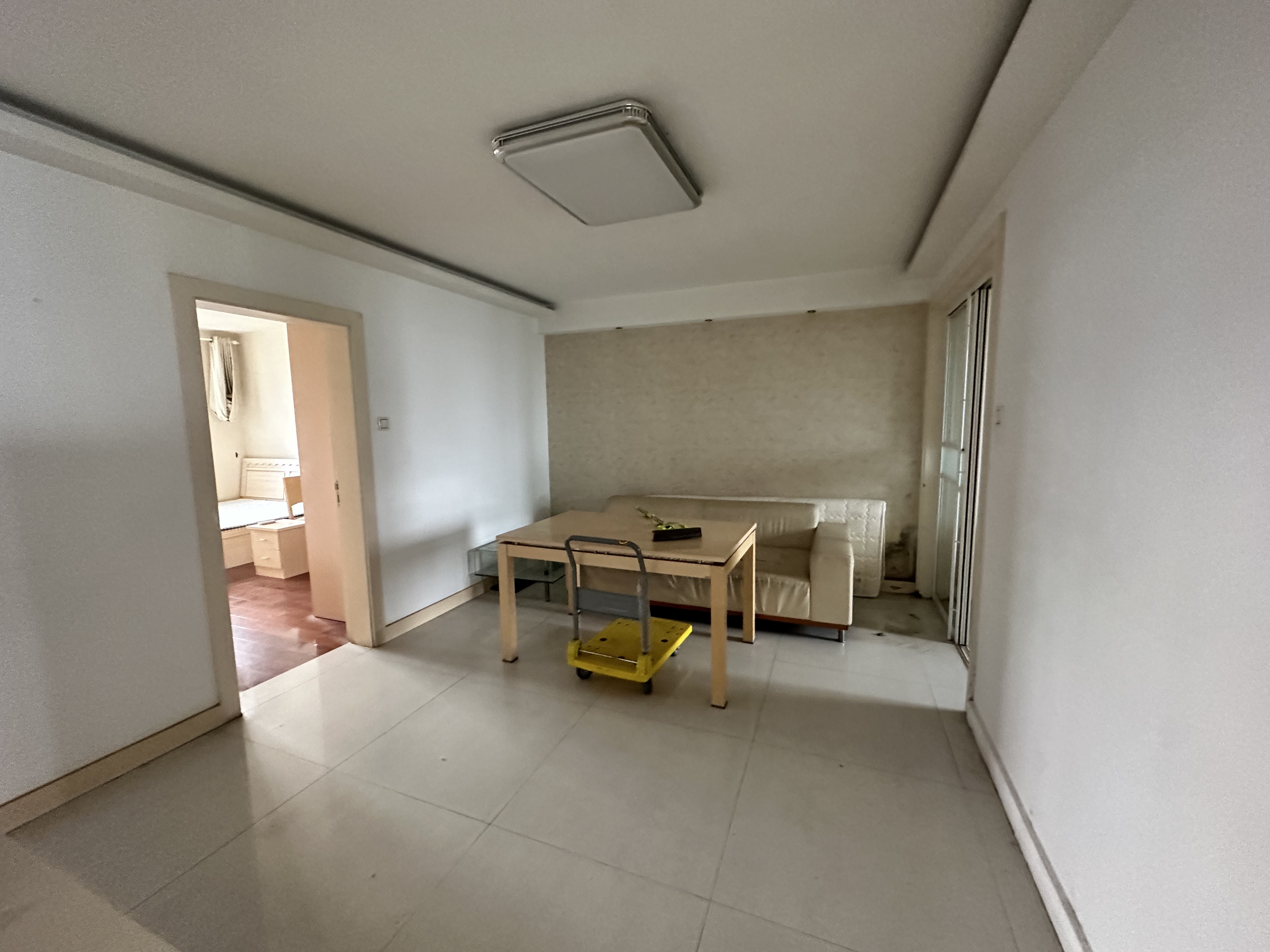 银花苑 3室2厅2卫 145m²