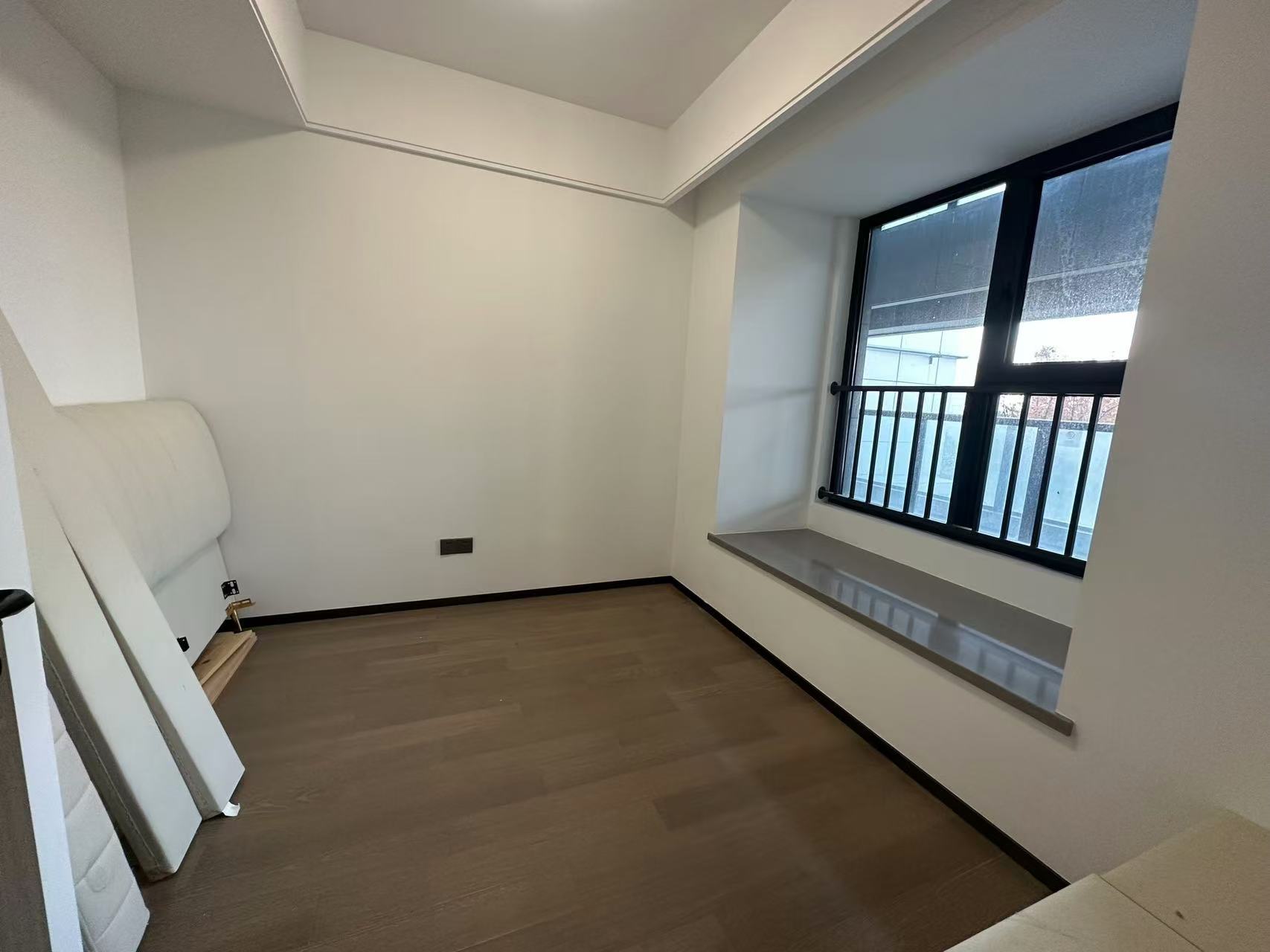 滨江道静园 3室2厅1卫 100.64m&sup2;