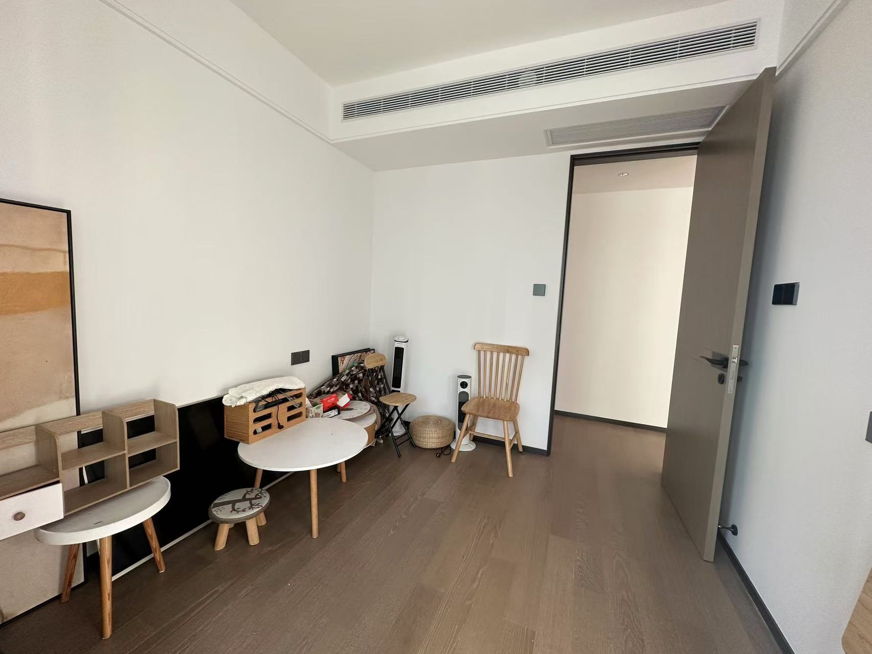 滨江道静园 3室2厅1卫 100.64m&sup2;