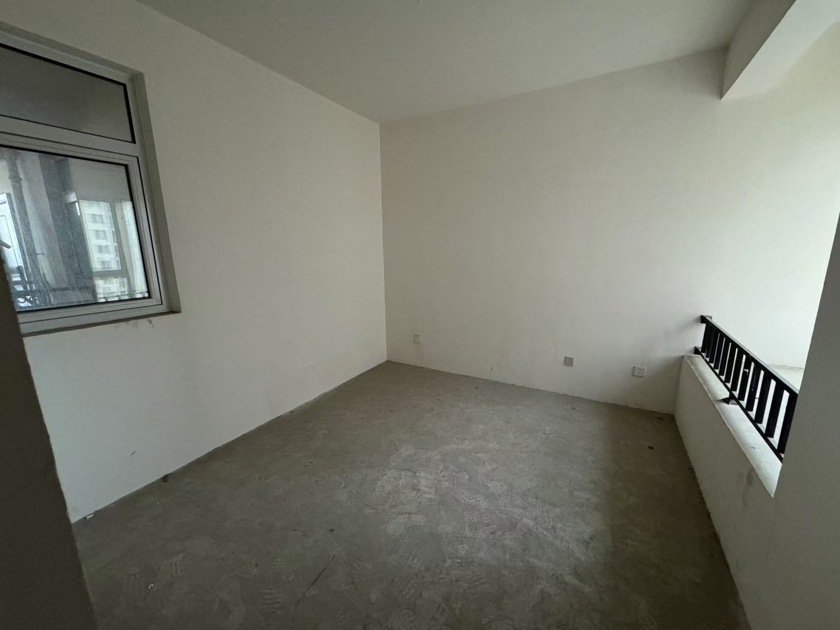 中南世纪花城二期 2室2厅1卫 92.01m&sup2;