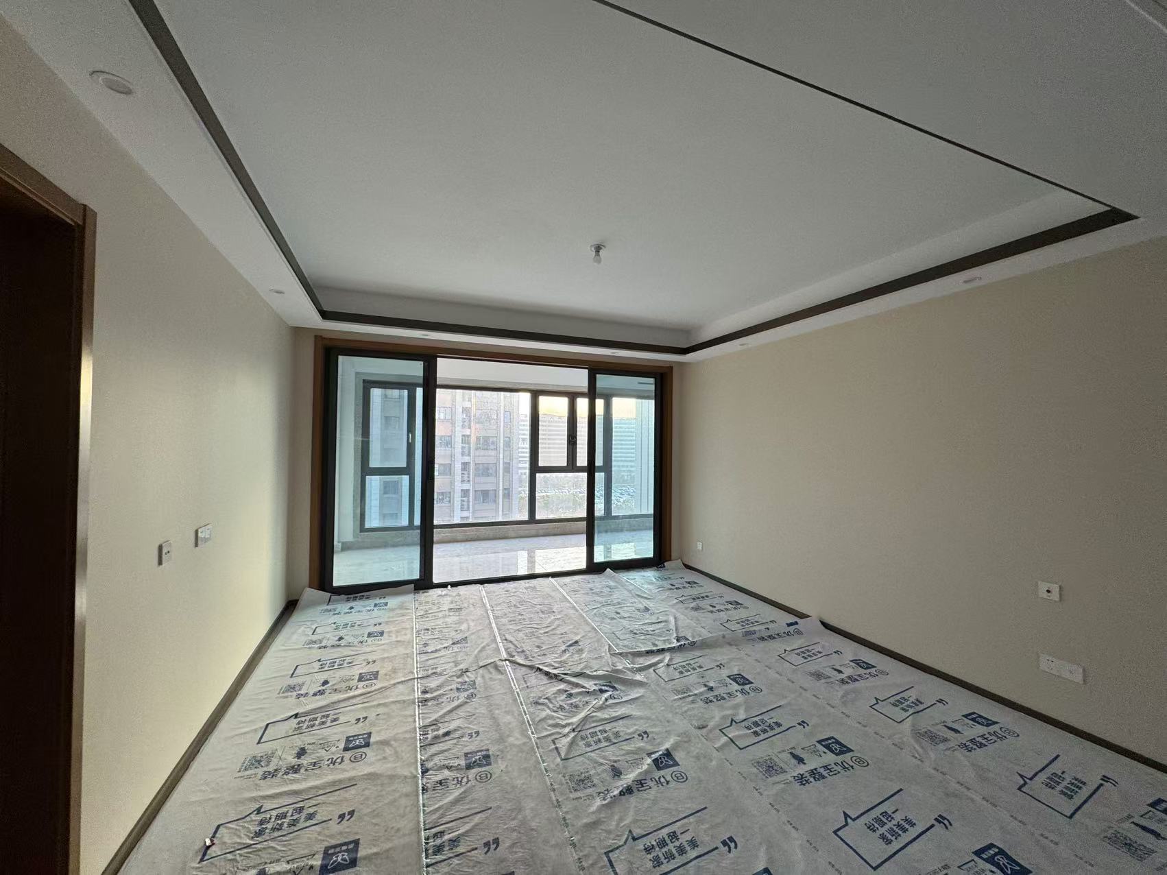 远创东樾 4室2厅3卫 154m²