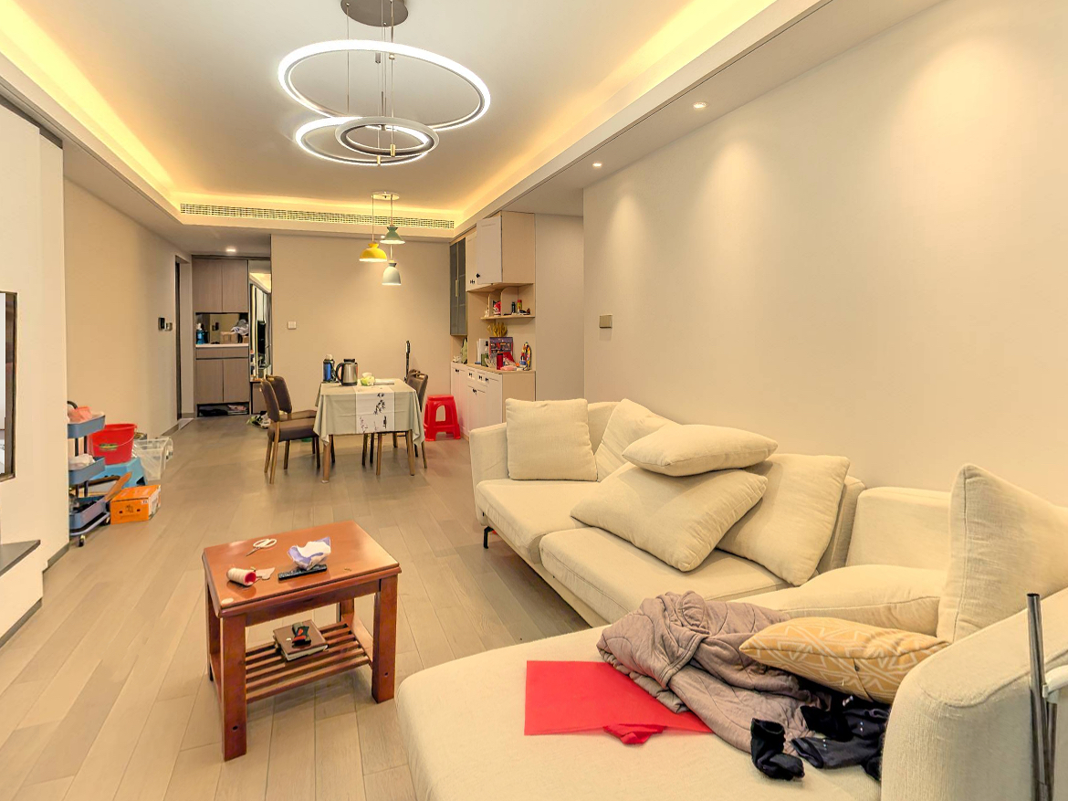 静海府 3室2厅2卫 115m&sup2;
