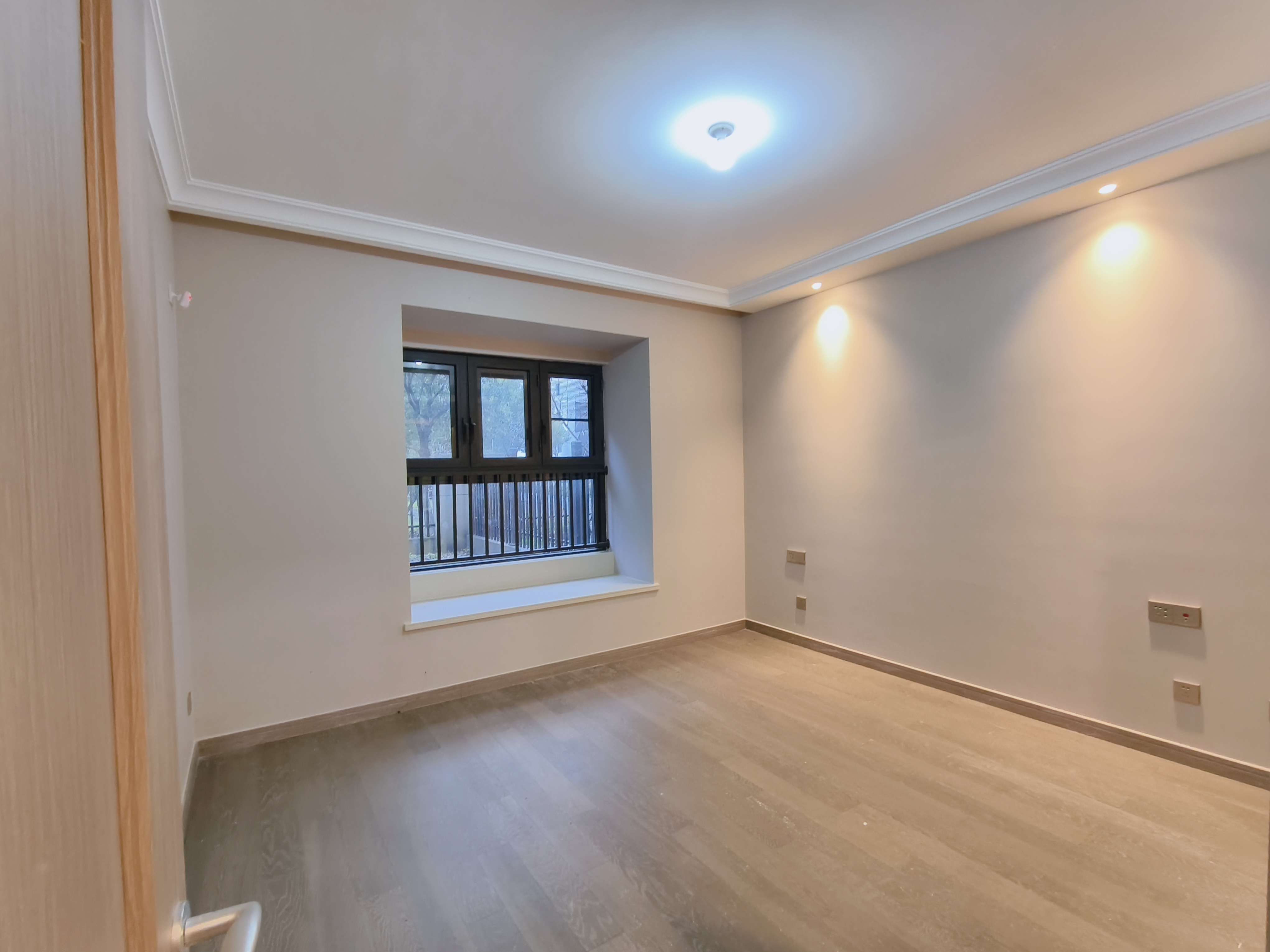 静海府 4室2厅2卫 142.76m&sup2;