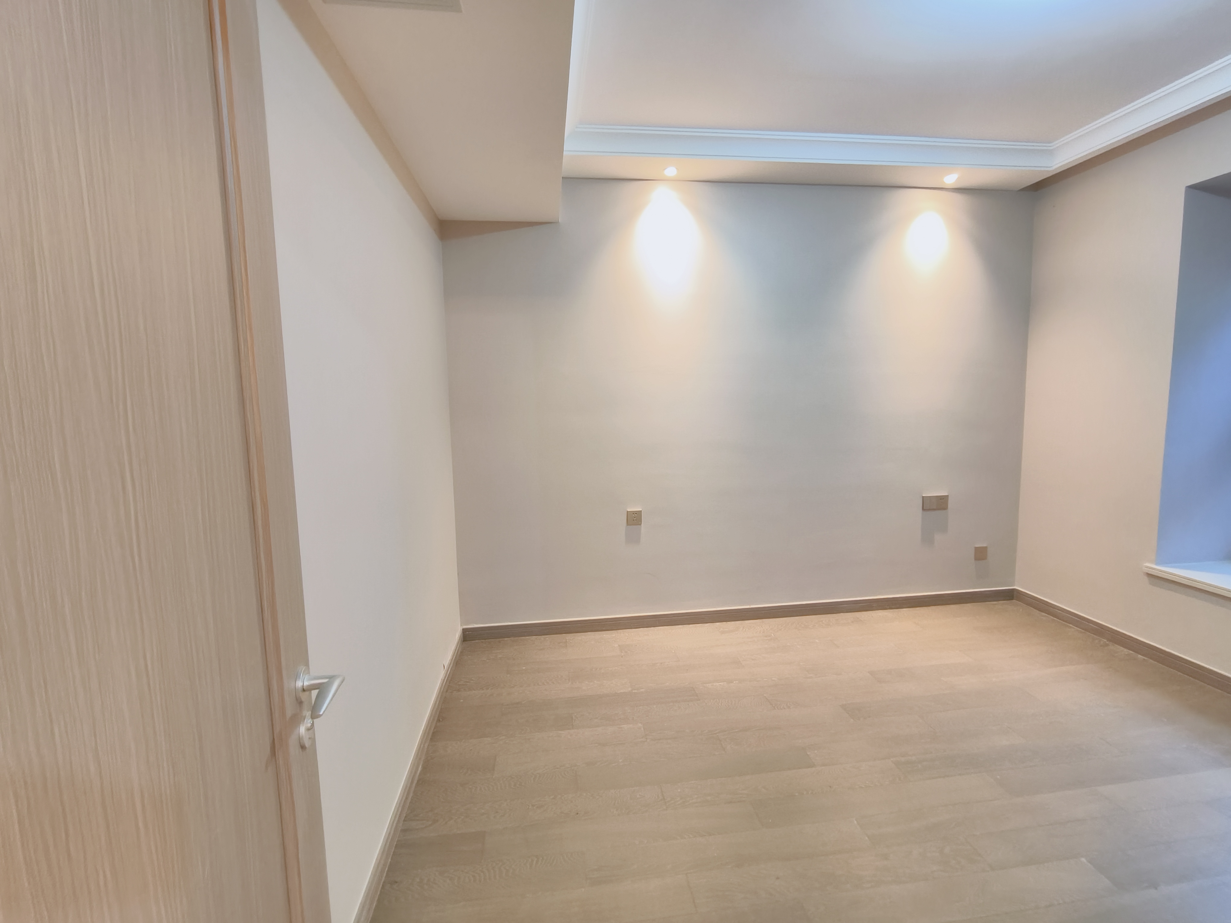 静海府 4室2厅2卫 142.76m&sup2;