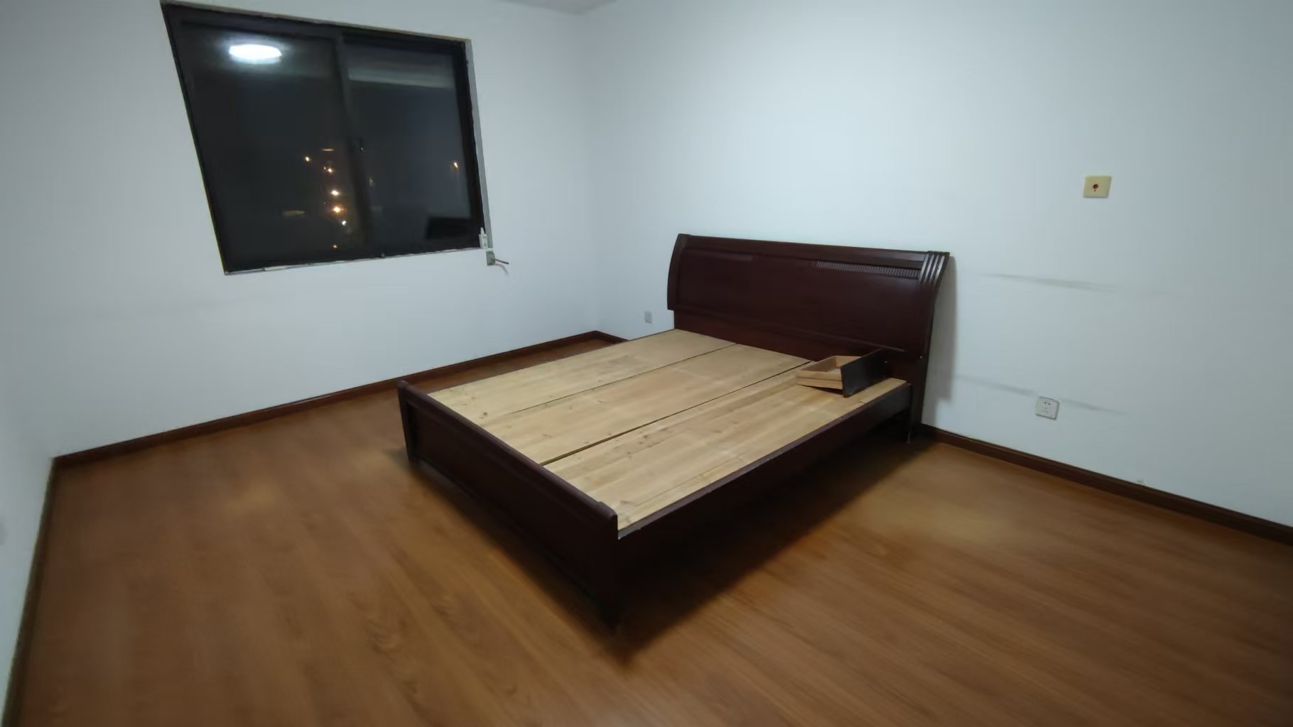 江景苑小区 2室2厅1卫 105.00m&sup2;