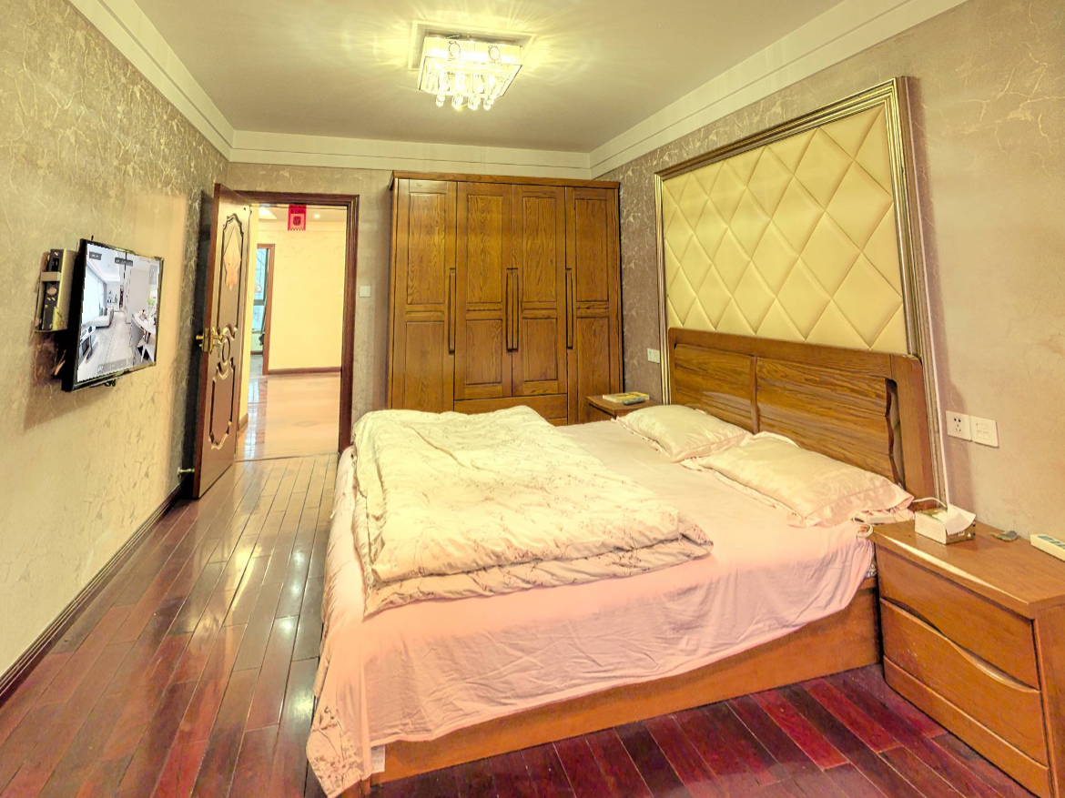 友谊嘉御龙庭 3室2厅2卫 131.93m&sup2;
