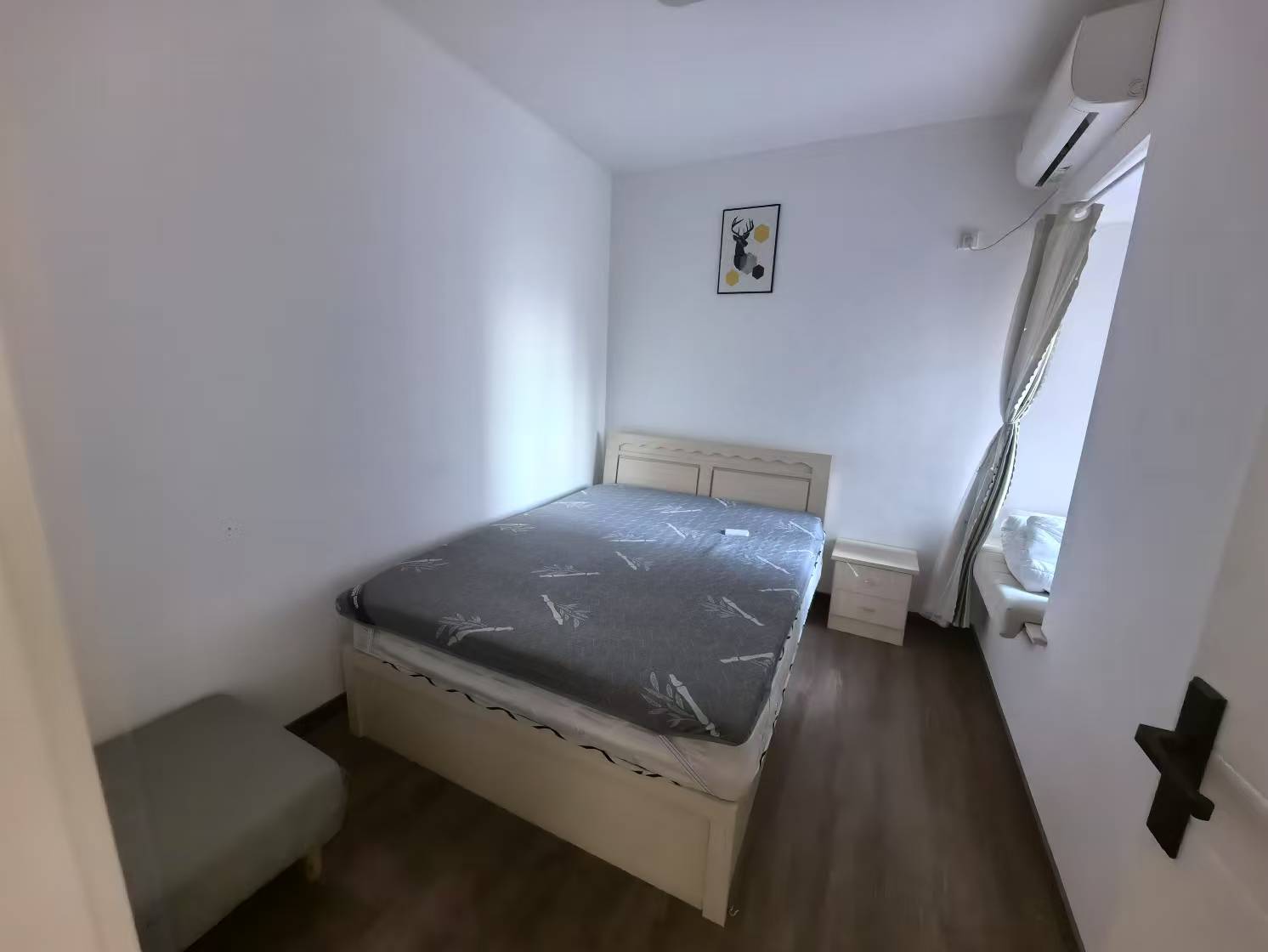 华强城三期 2室1厅1卫 82.00m²