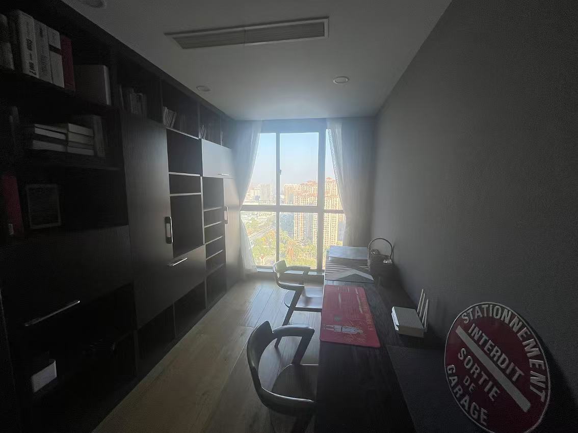 五洲御锦城 3室2厅2卫 145m&sup2;