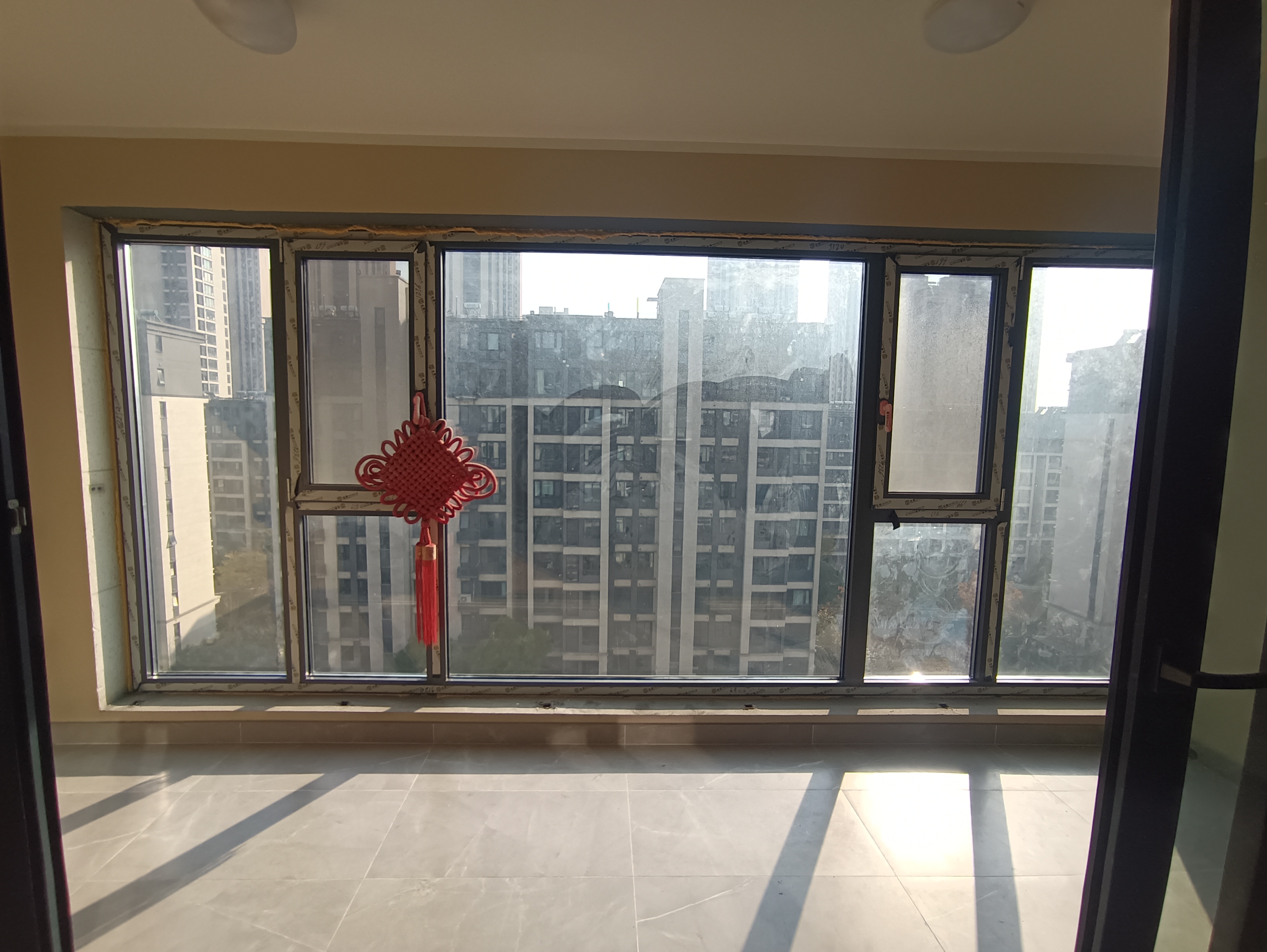 万科翡翠公园 4室2厅2卫 136m²