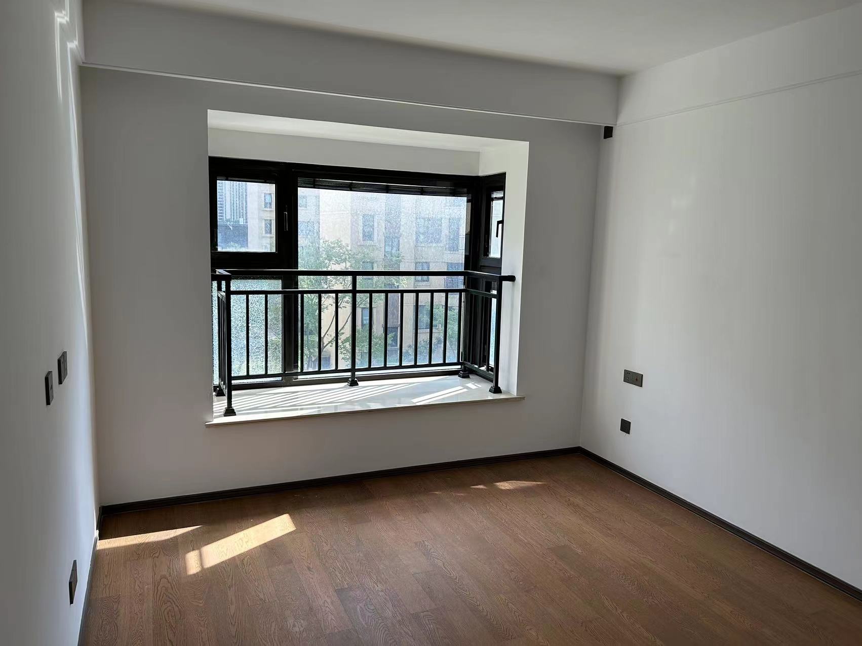 春风南岸西园 4室2厅2卫 122.16m&sup2;