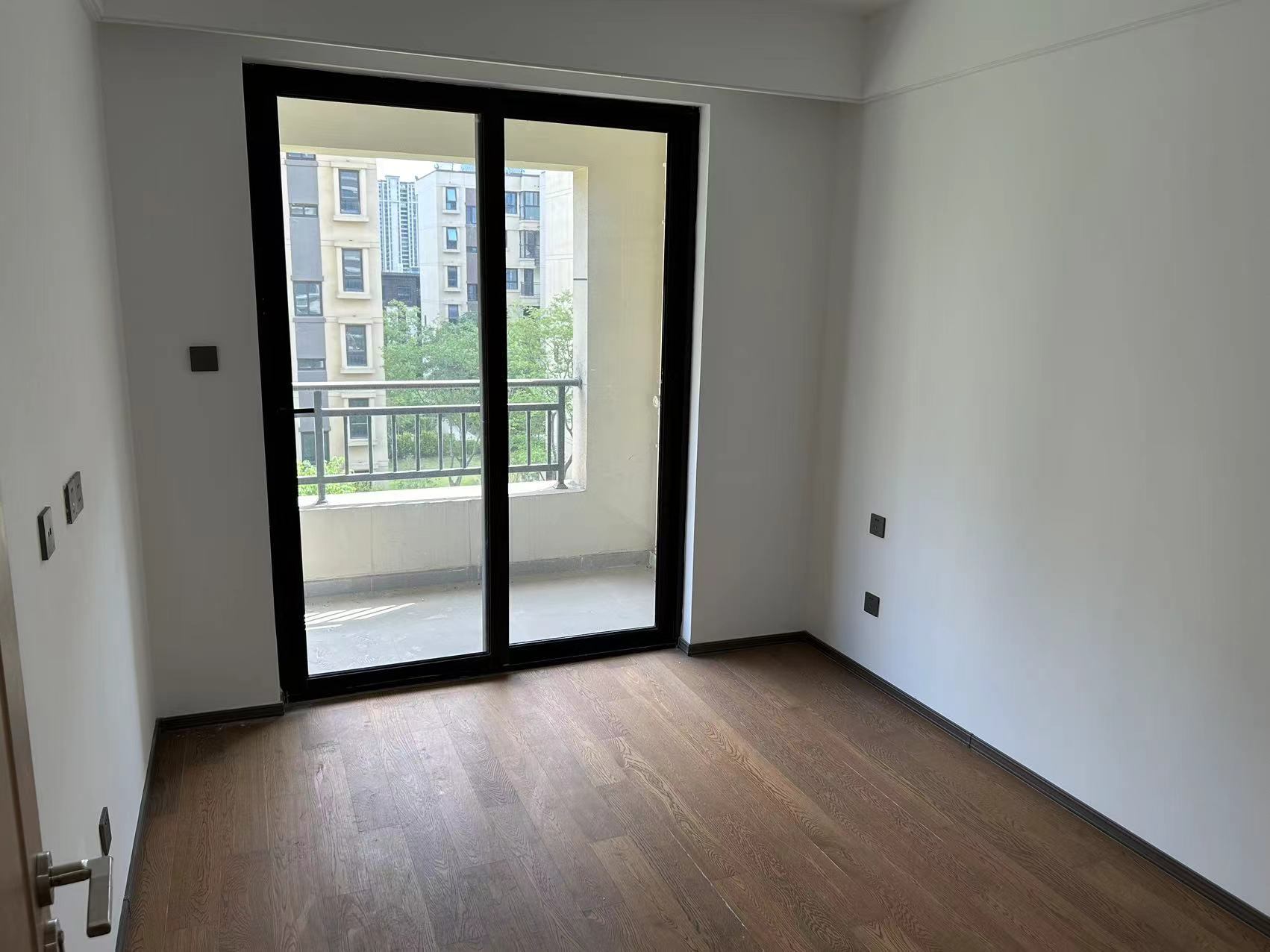 春风南岸西园 4室2厅2卫 122.16m&sup2;
