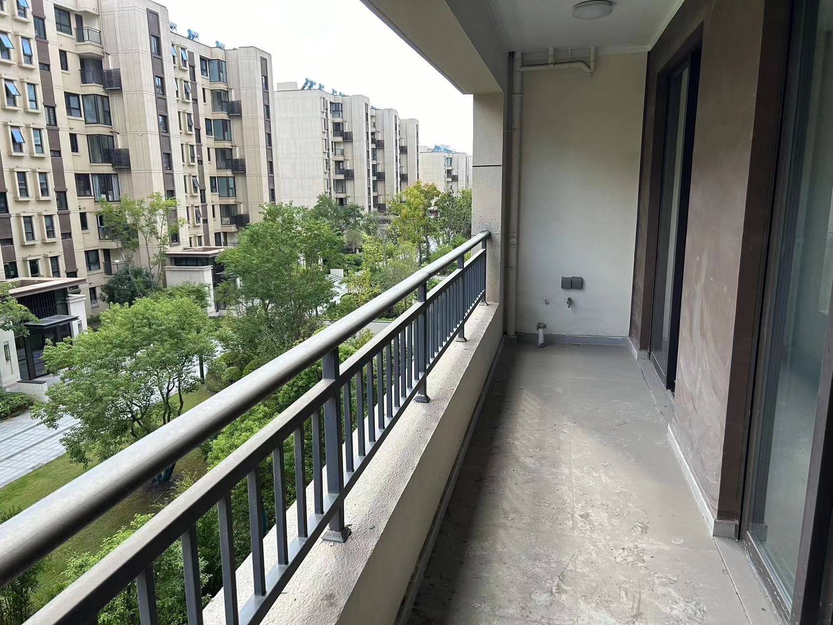春风南岸西园 4室2厅2卫 122.16m&sup2;