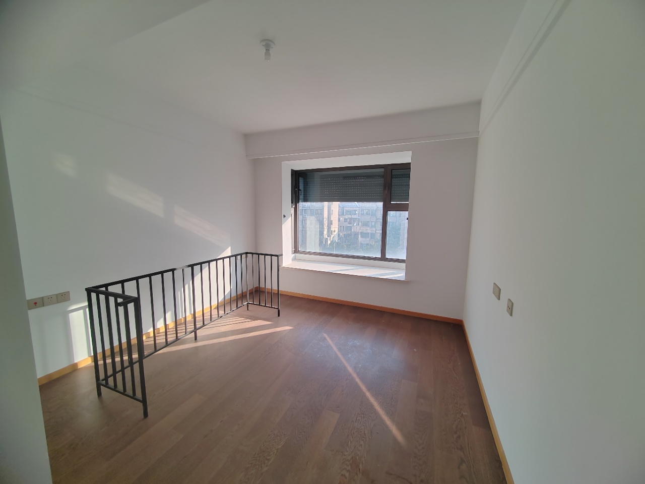 中南熙悦(南通经济技术开发区) 4室2厅2卫 122m&sup2;