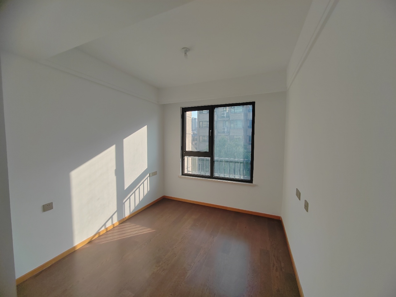 中南熙悦(南通经济技术开发区) 4室2厅2卫 122m&sup2;