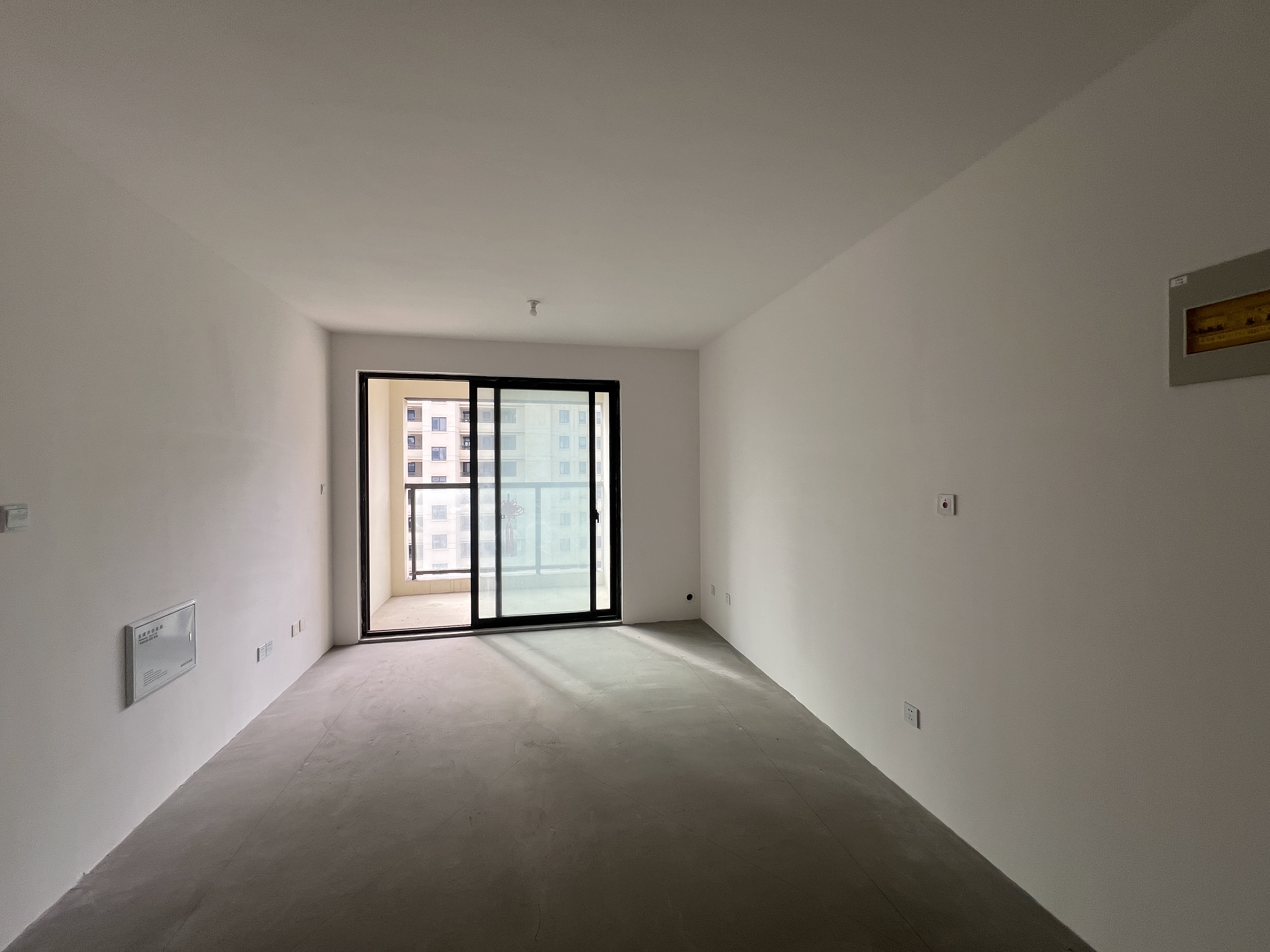 春晓熙岸 3室2厅1卫 92m²