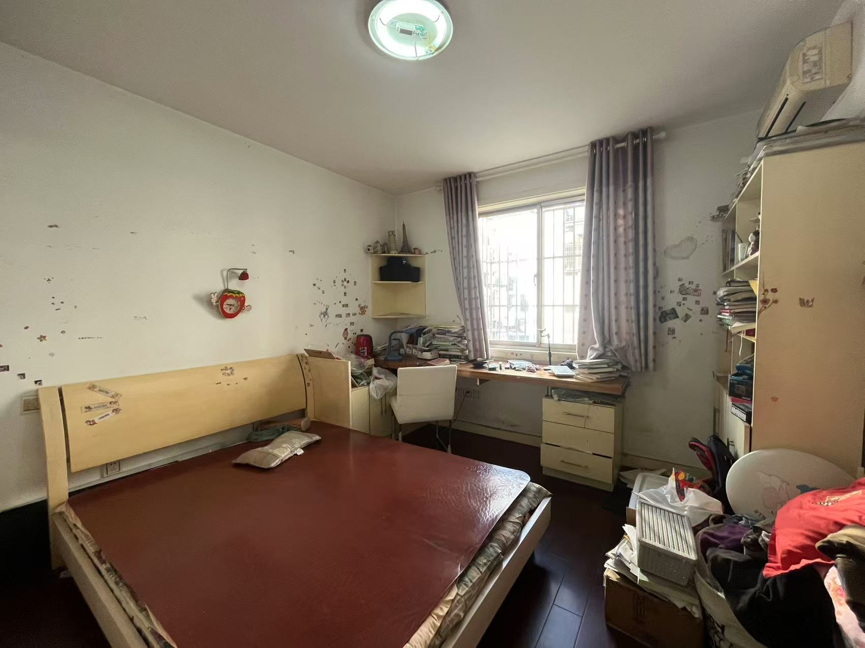 光明花苑二期 3室2厅2卫 135.73m&sup2;