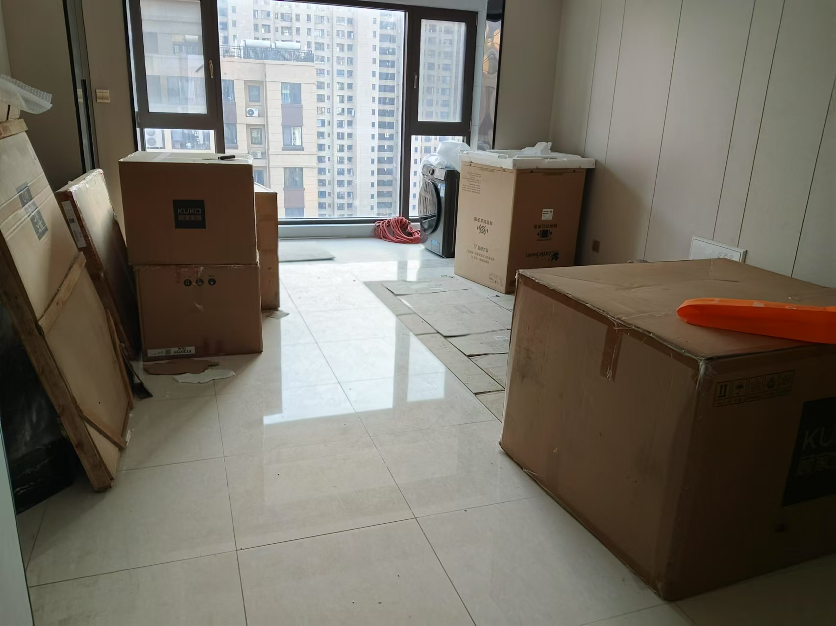 世茂云锦（九龙庭广场） 4室2厅2卫 146m&sup2;