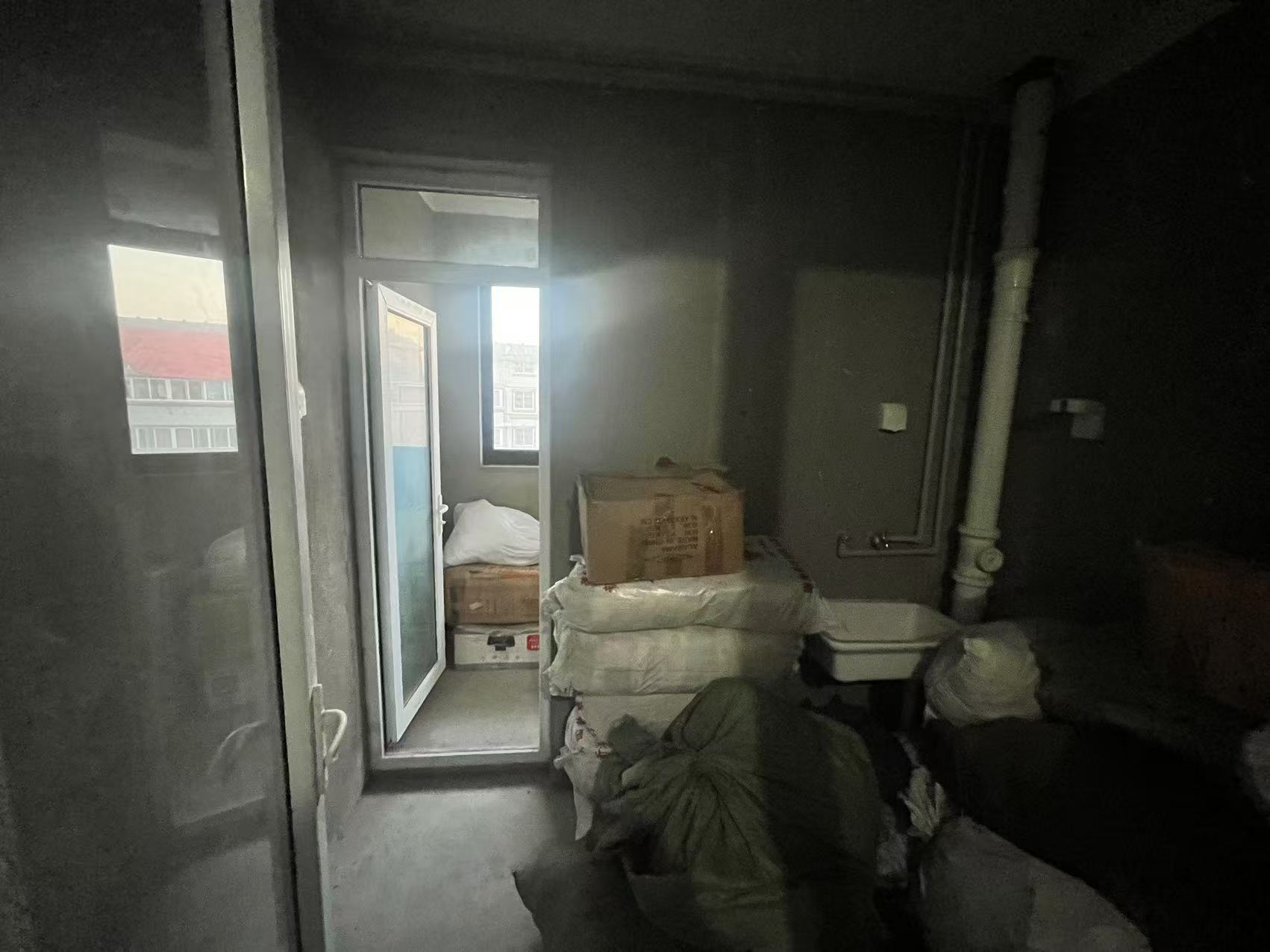 山芝庄新苑 3室1厅1卫 118m&sup2;