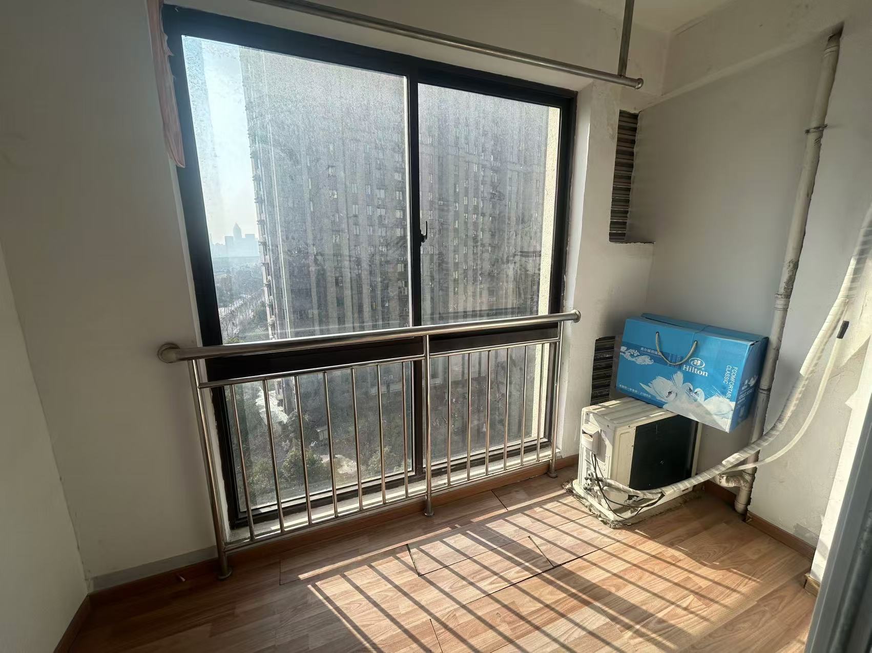 紫东南苑北区 3室1厅1卫 132.00m²